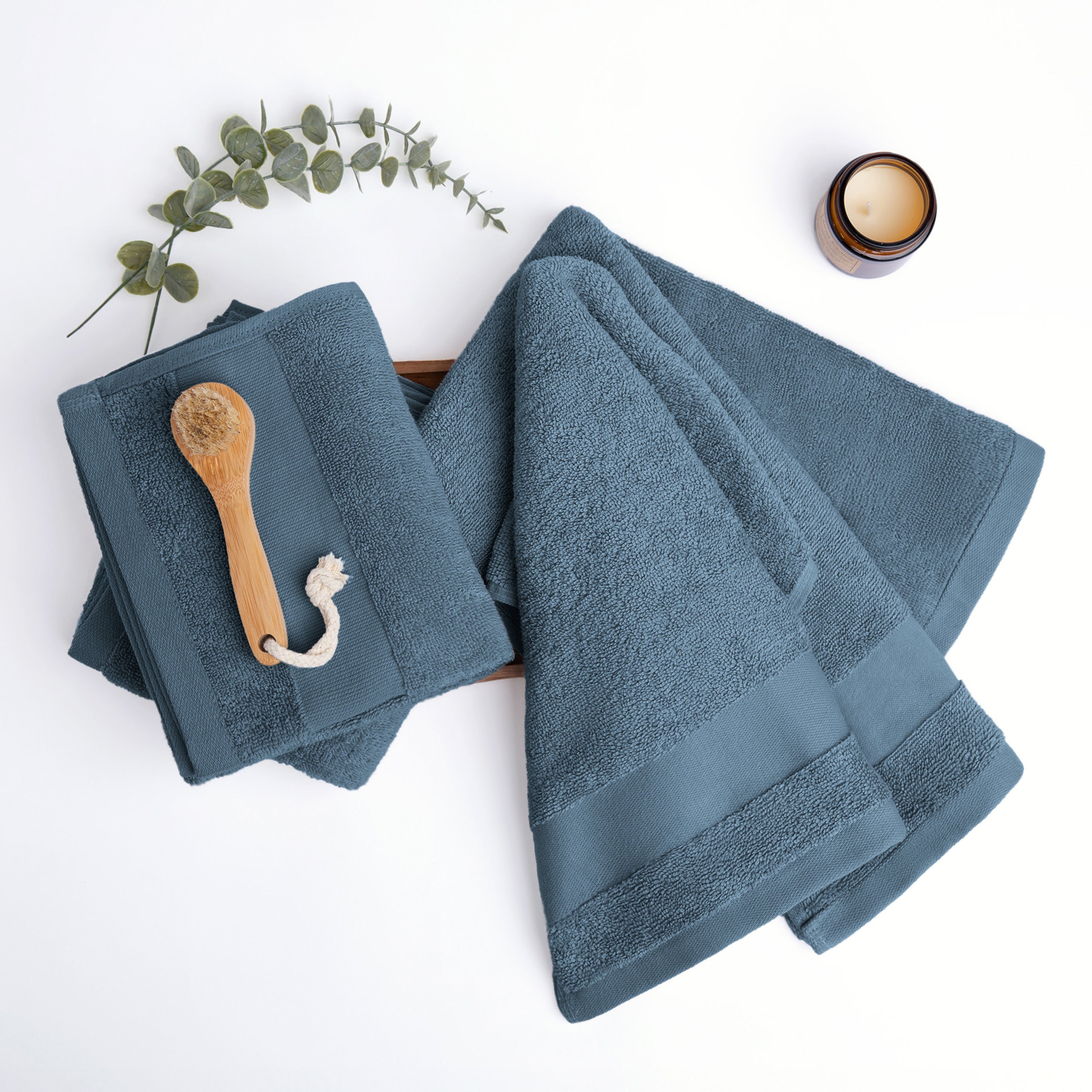 4-Pack 100% Cotton Hotel-Quality Hand Towels