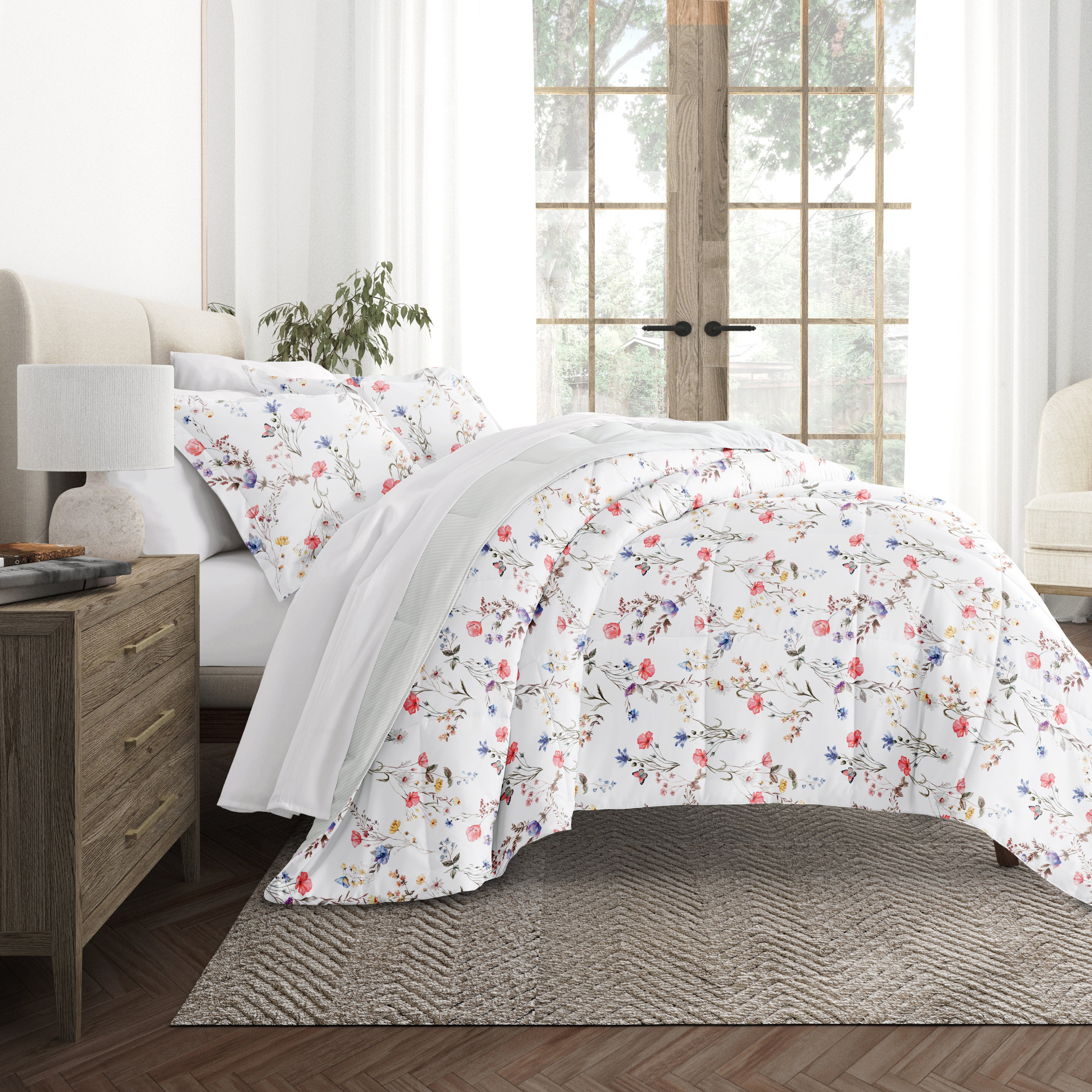 Meadow Floral Stripe Reversible Patterned Down-Alternative Comforter Set