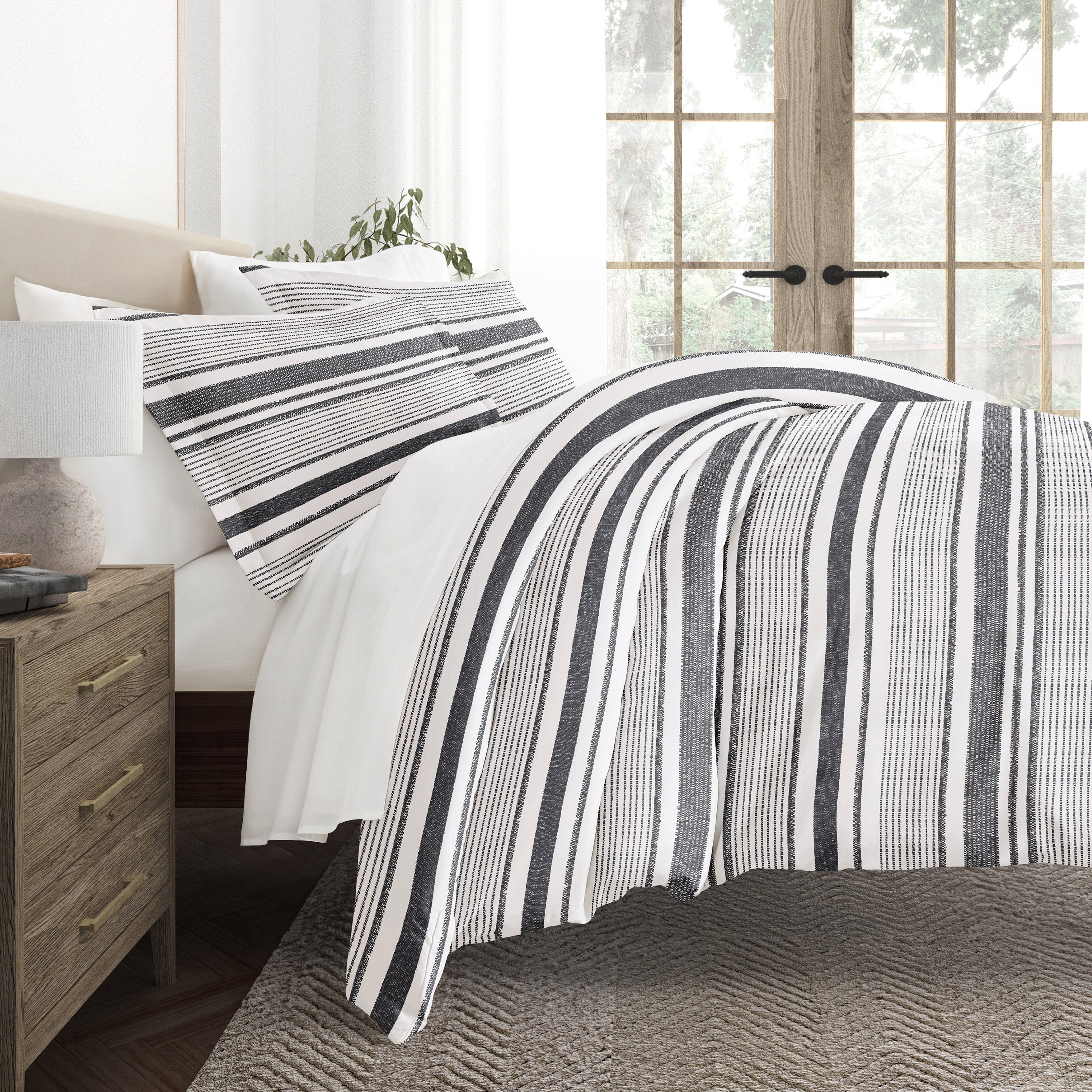 Vintage Stripes Patterned Duvet Cover Set