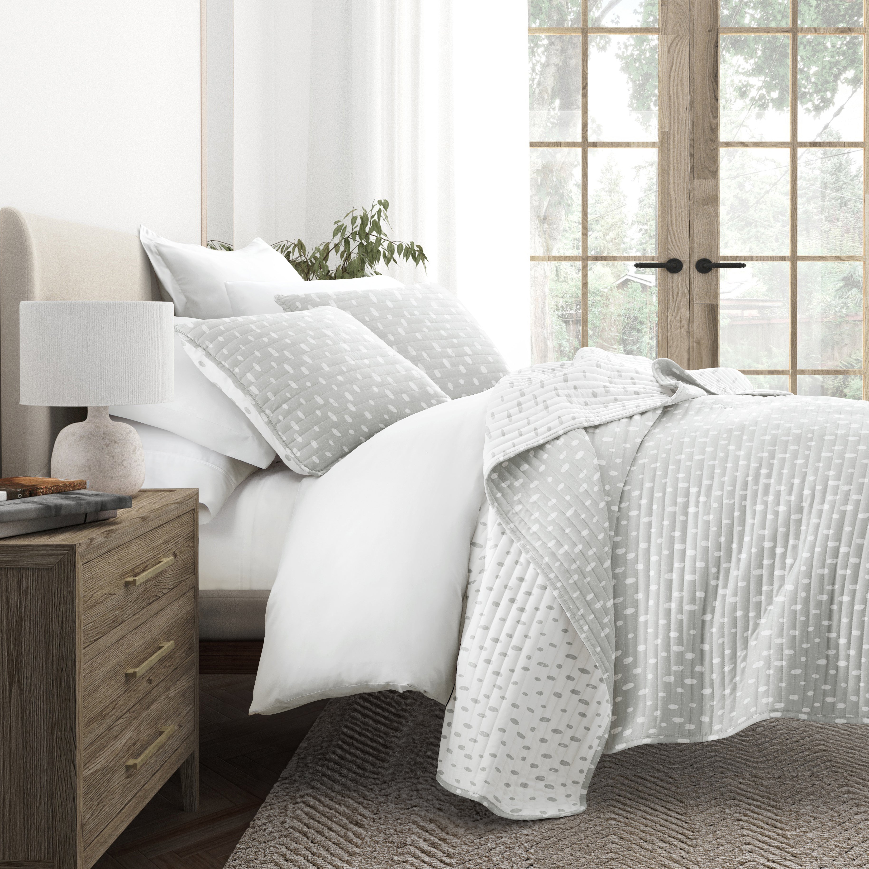 Neutral Dots Patterned Reversible Quilted Coverlet Set