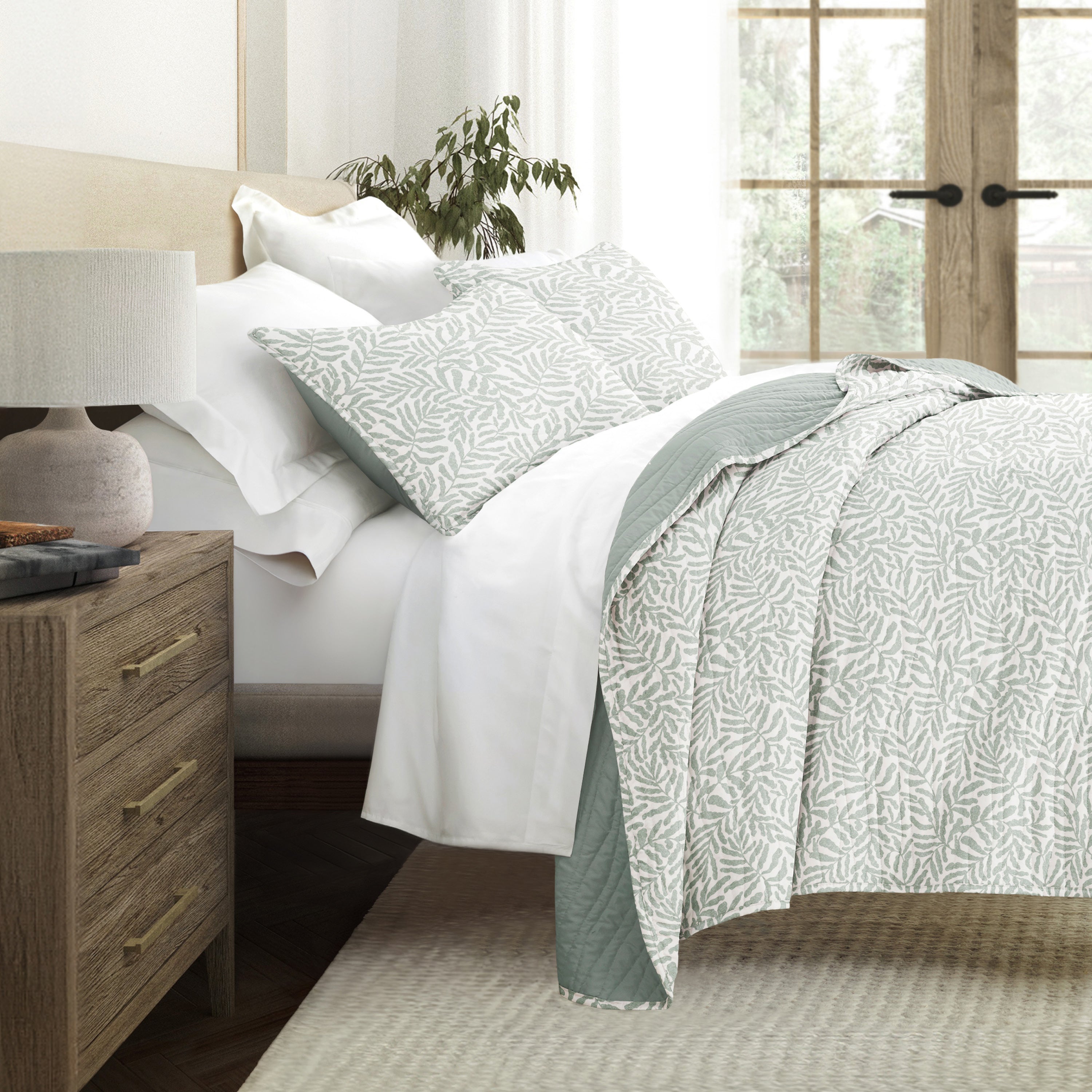 Tossed Ferns Patterned Quilted Coverlet Set