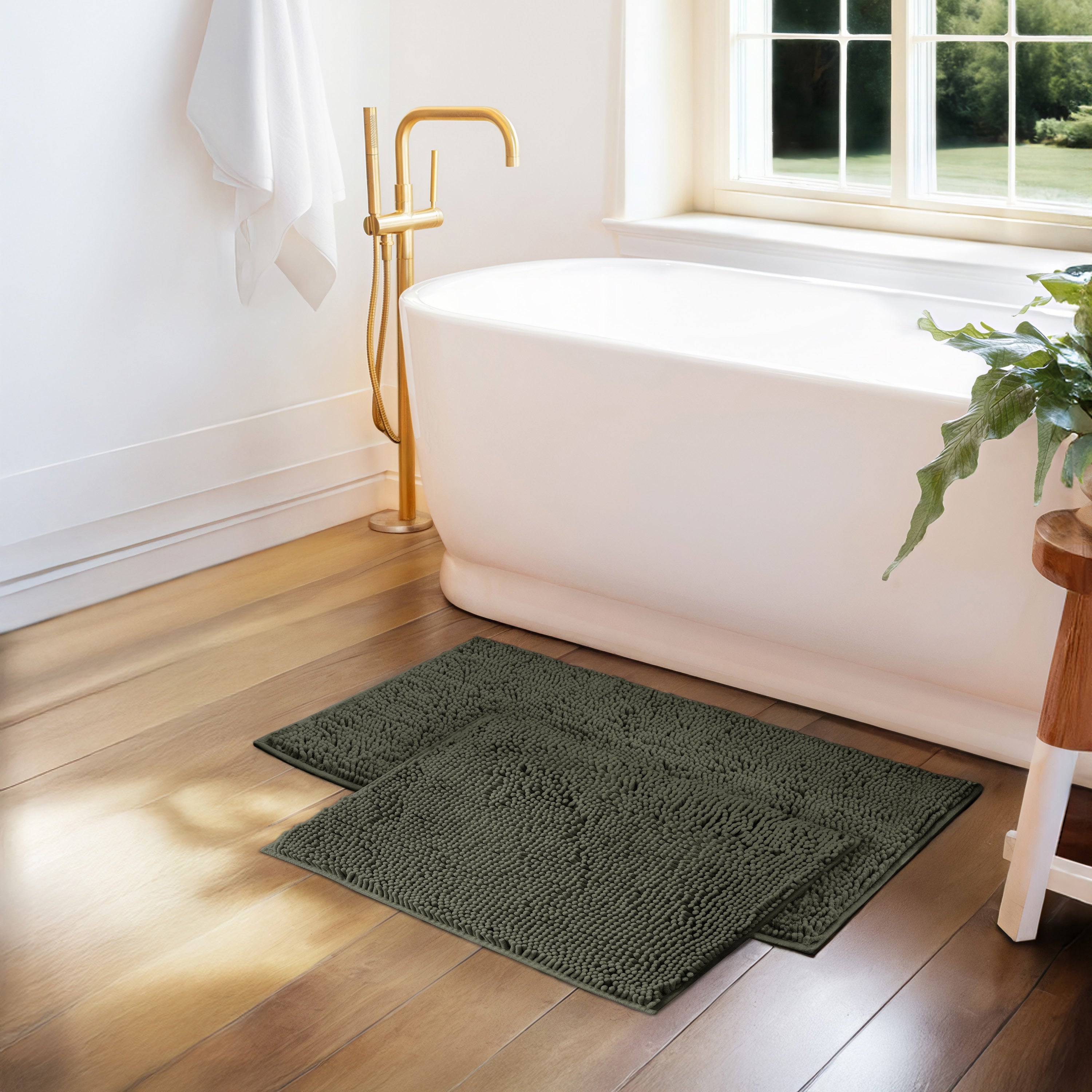 Ultra-Plush Bath Mat, Soft and Absorbent Chenille with Anti-Skid Rubber Backing