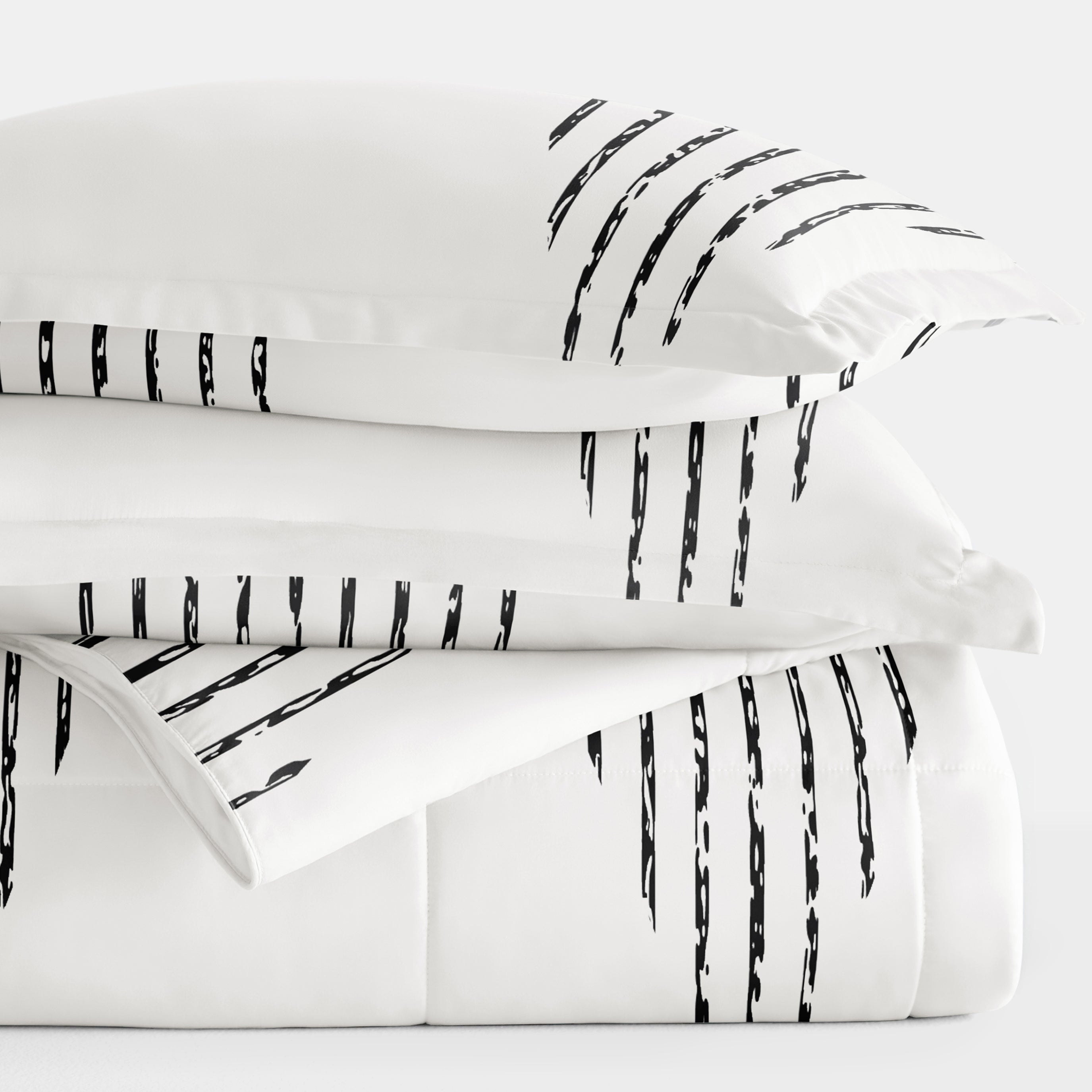 Diamond Stripe Patterned Down-Alternative Comforter Set