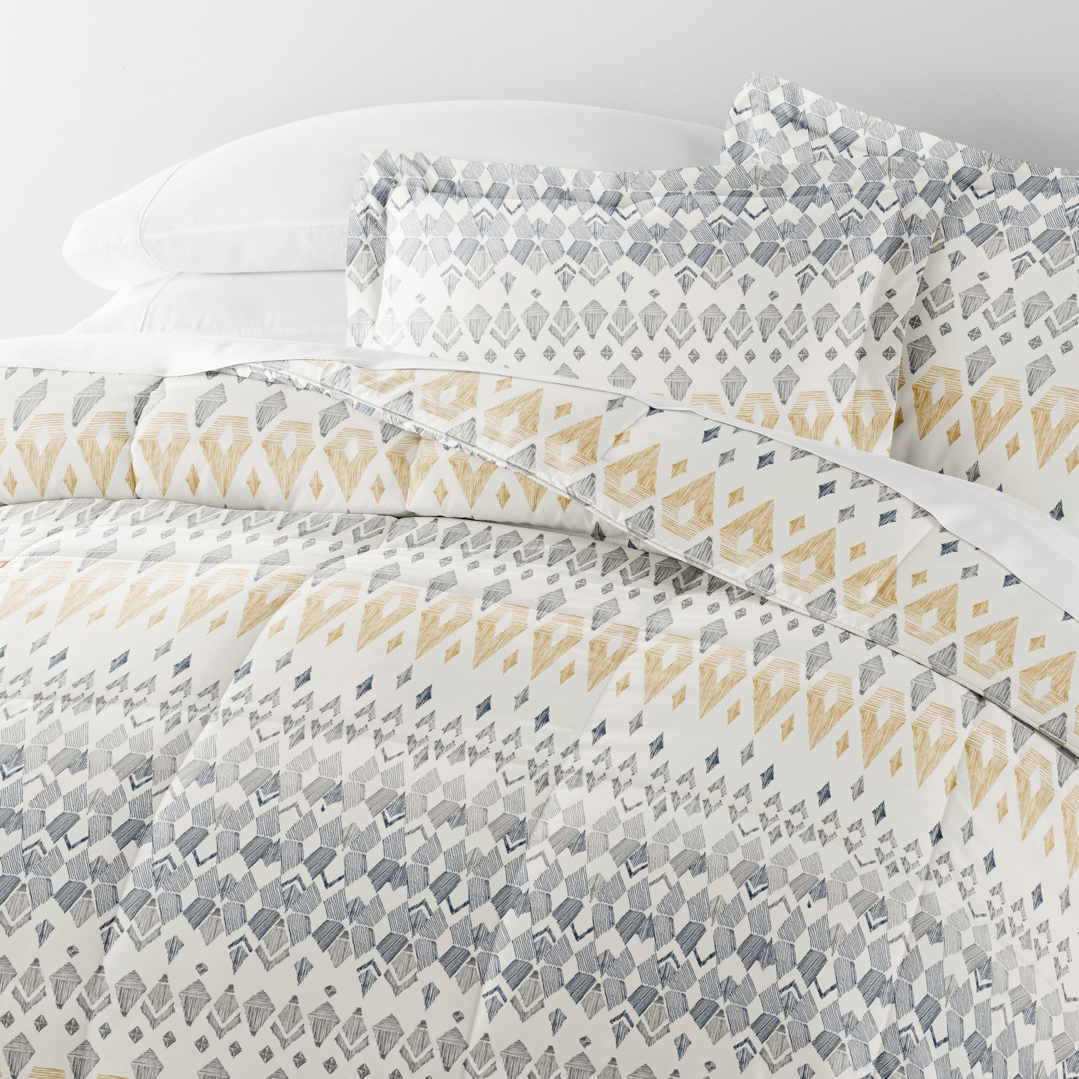 Mayan Stamp Patterned Down-Alternative Comforter Set