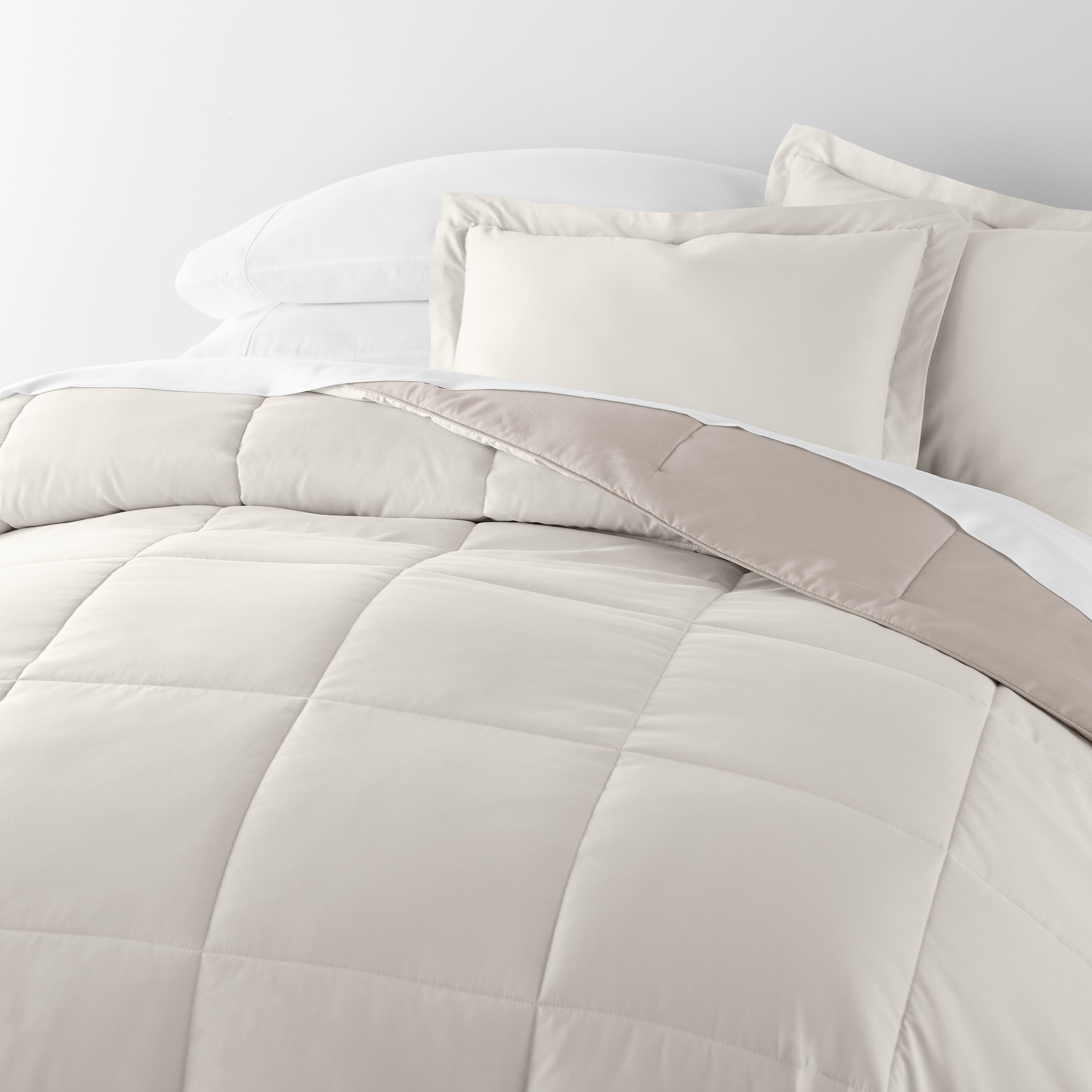 Lightweight All Season Reversible Down-Alternative Comforter Set
