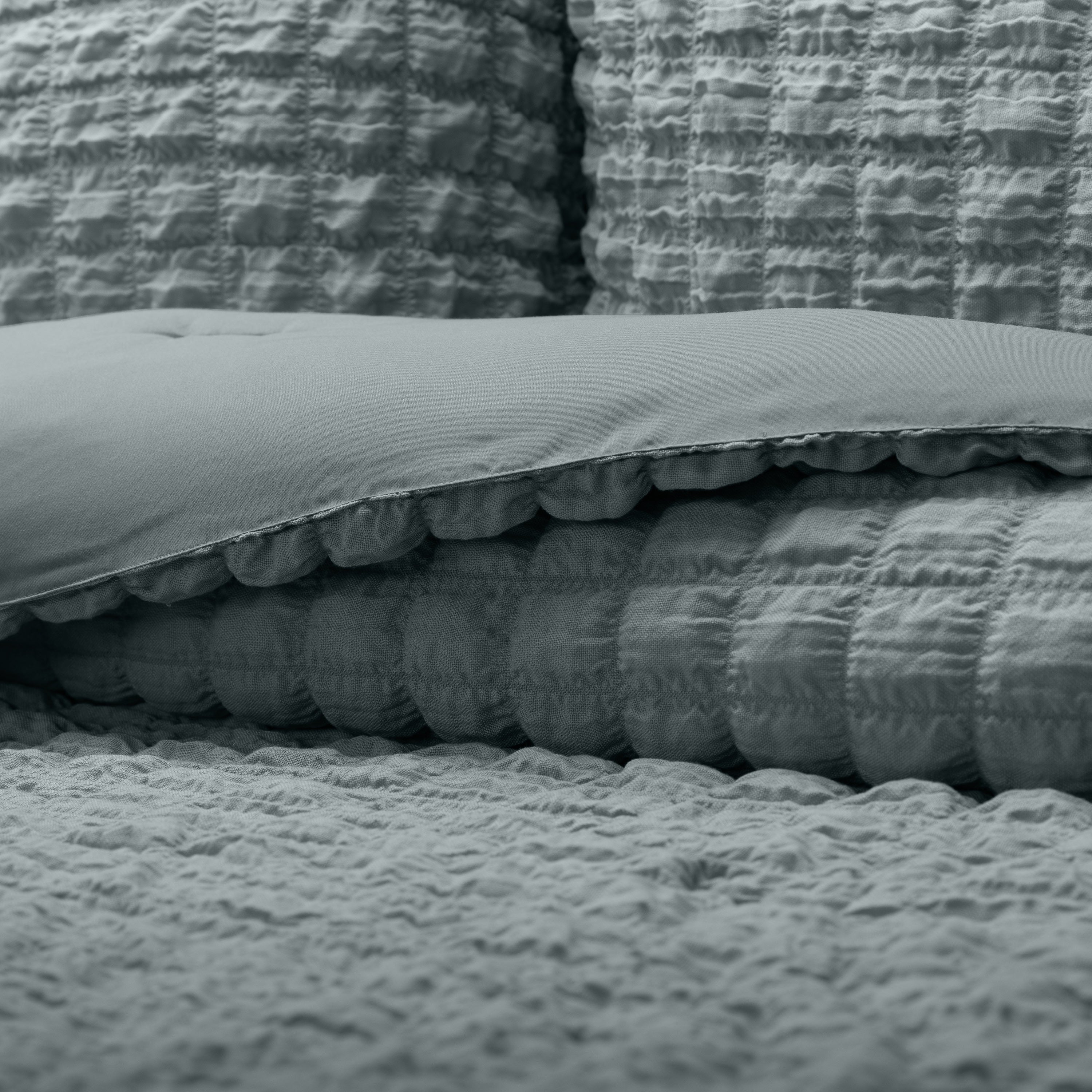 Seersucker Box Textured Down-Alternative Comforter Set