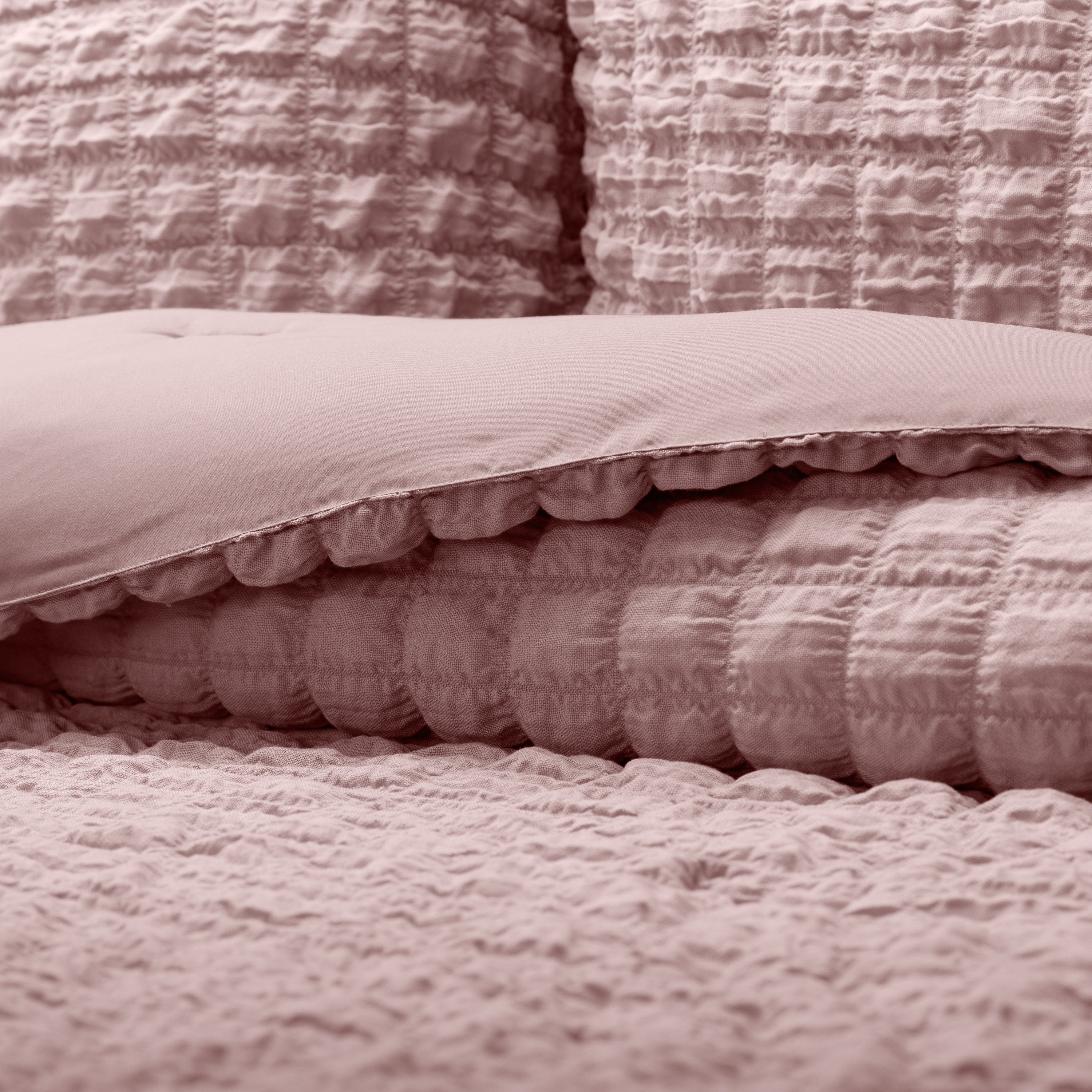 Seersucker Box Textured Down-Alternative Comforter Set