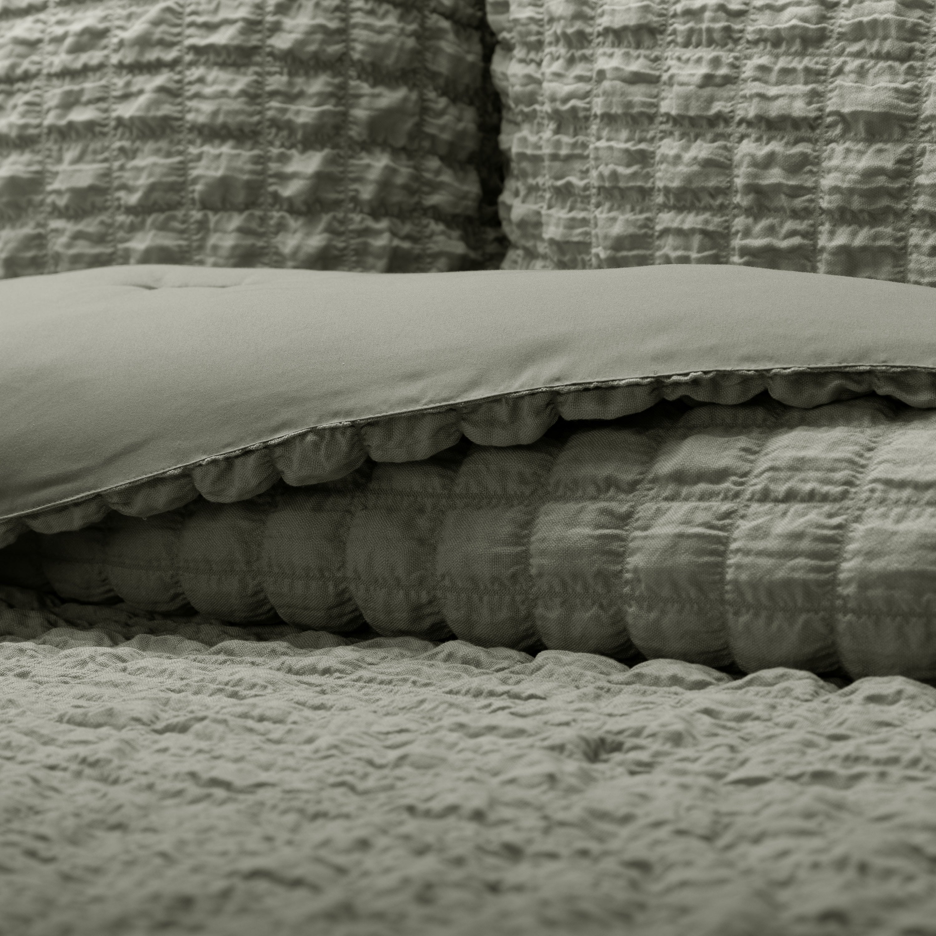 Seersucker Box Textured Down-Alternative Comforter Set