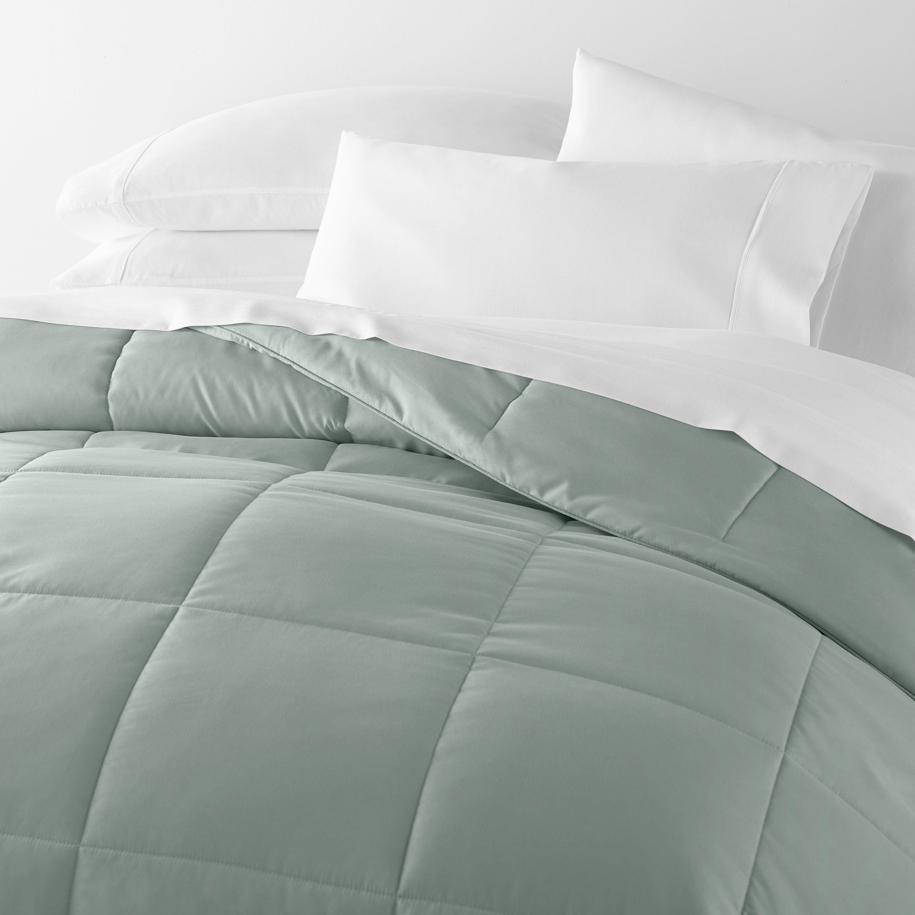 Lightweight All Season Down-Alternative Comforter
