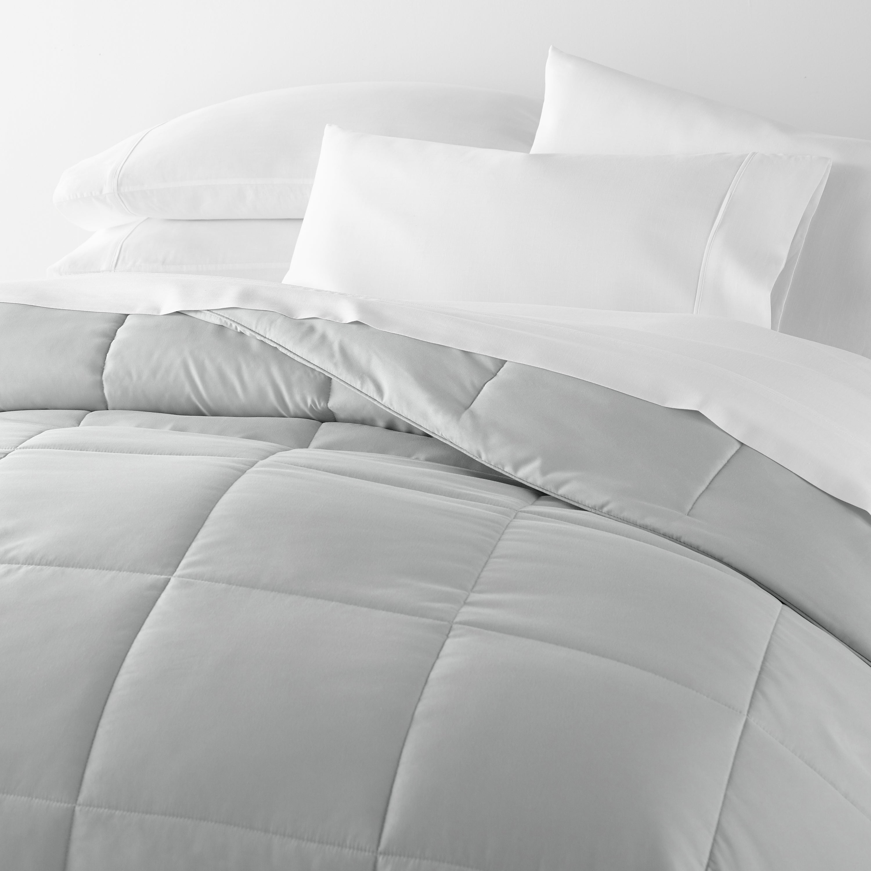 Lightweight All Season Down-Alternative Comforter