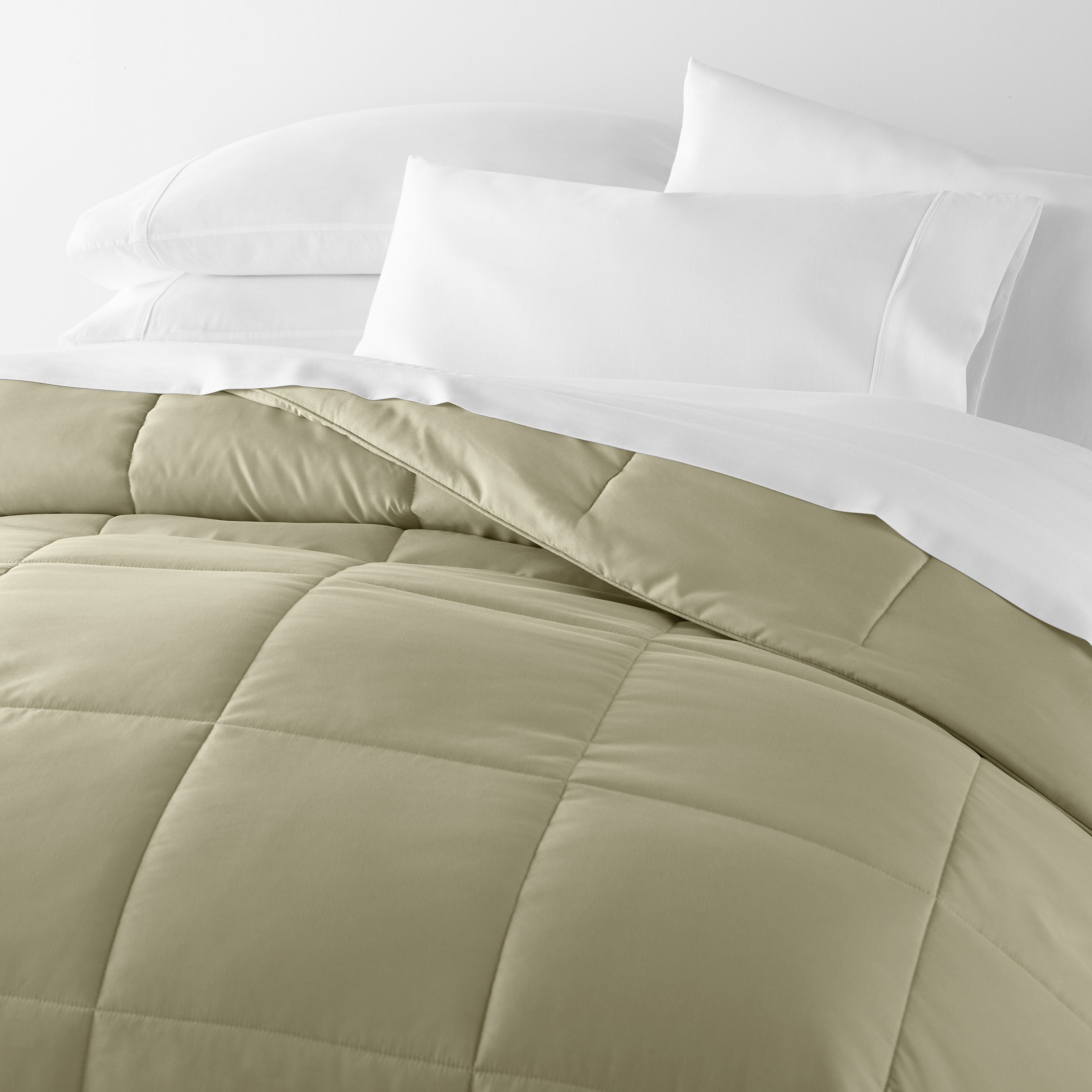 Lightweight All Season Down-Alternative Comforter
