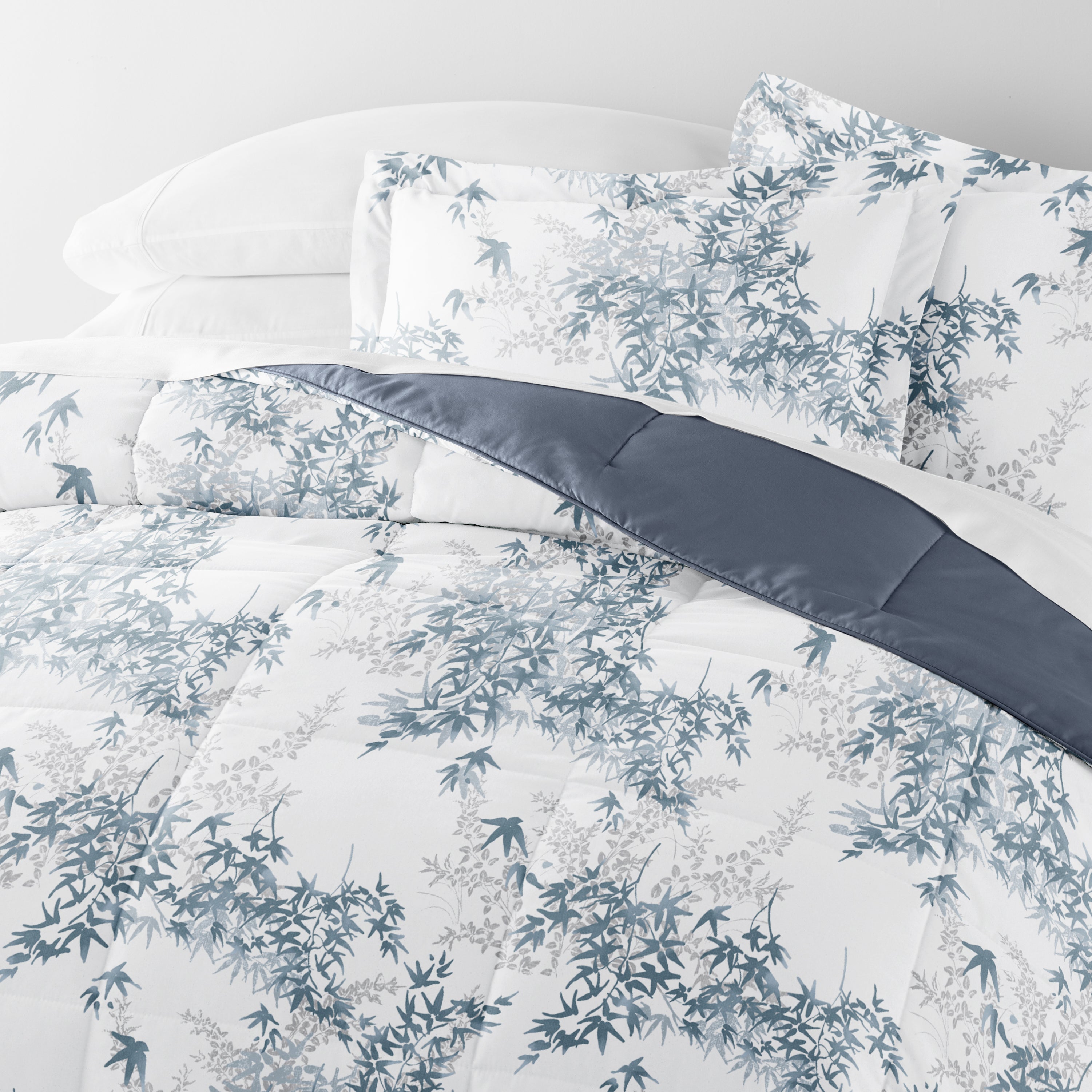 Bamboo Leaves Reversible Patterned Down-Alternative Comforter Set