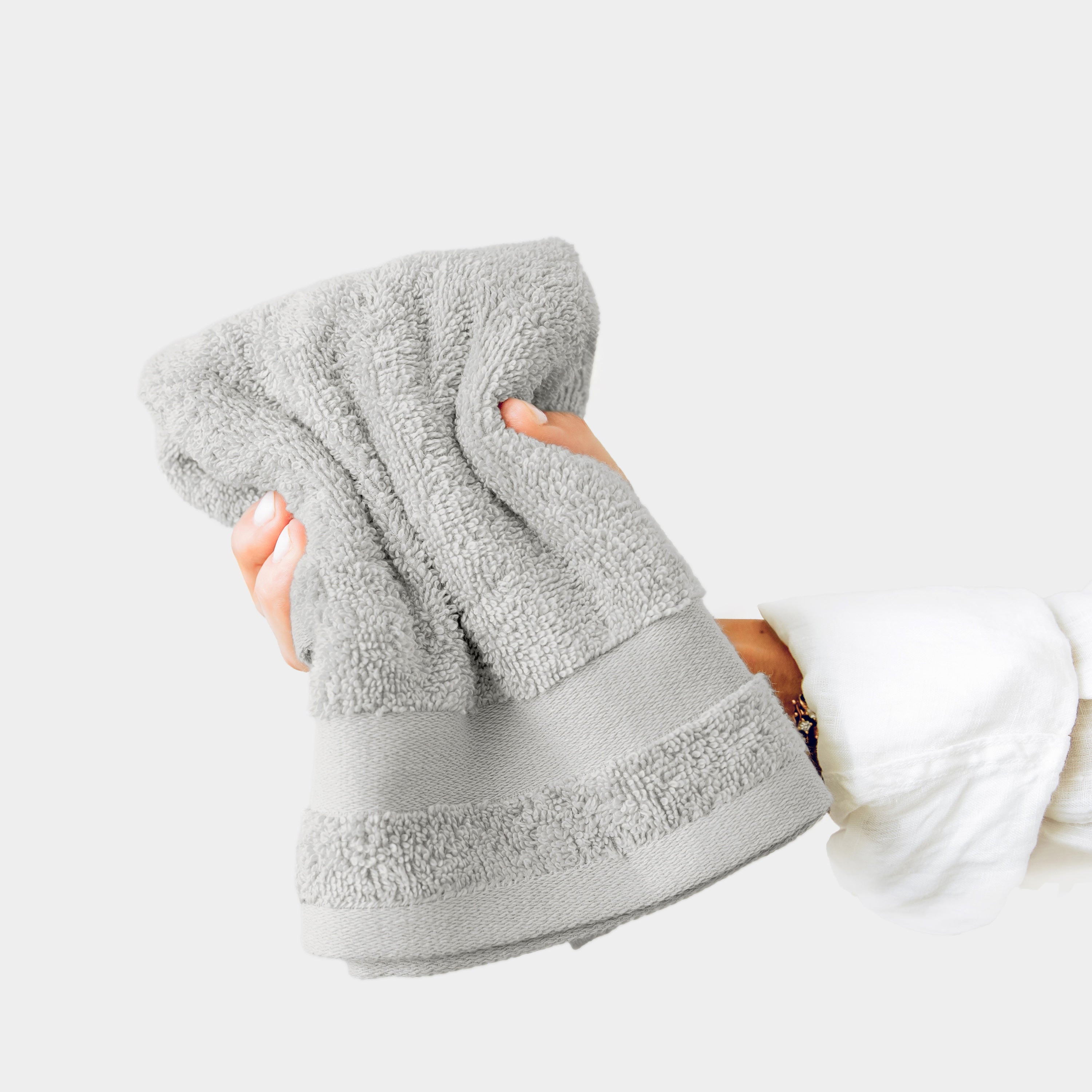 4-Pack 100% Cotton Hotel-Quality Hand Towels