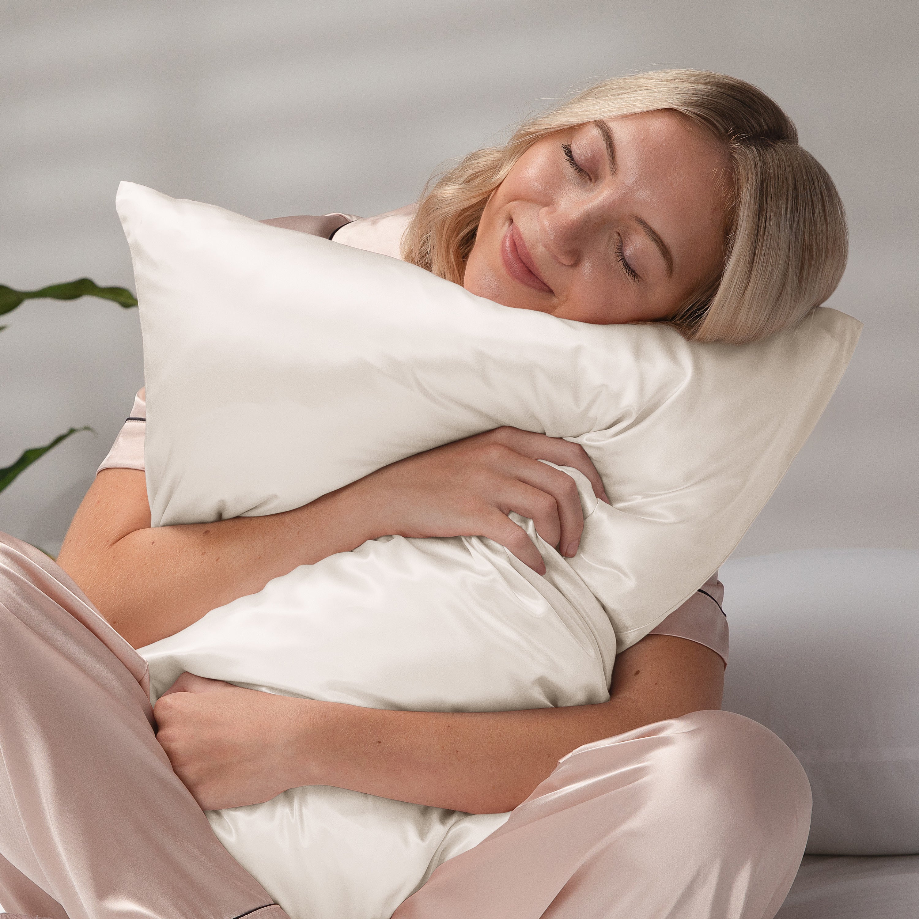 100% Mulberry Silk Pillowcase