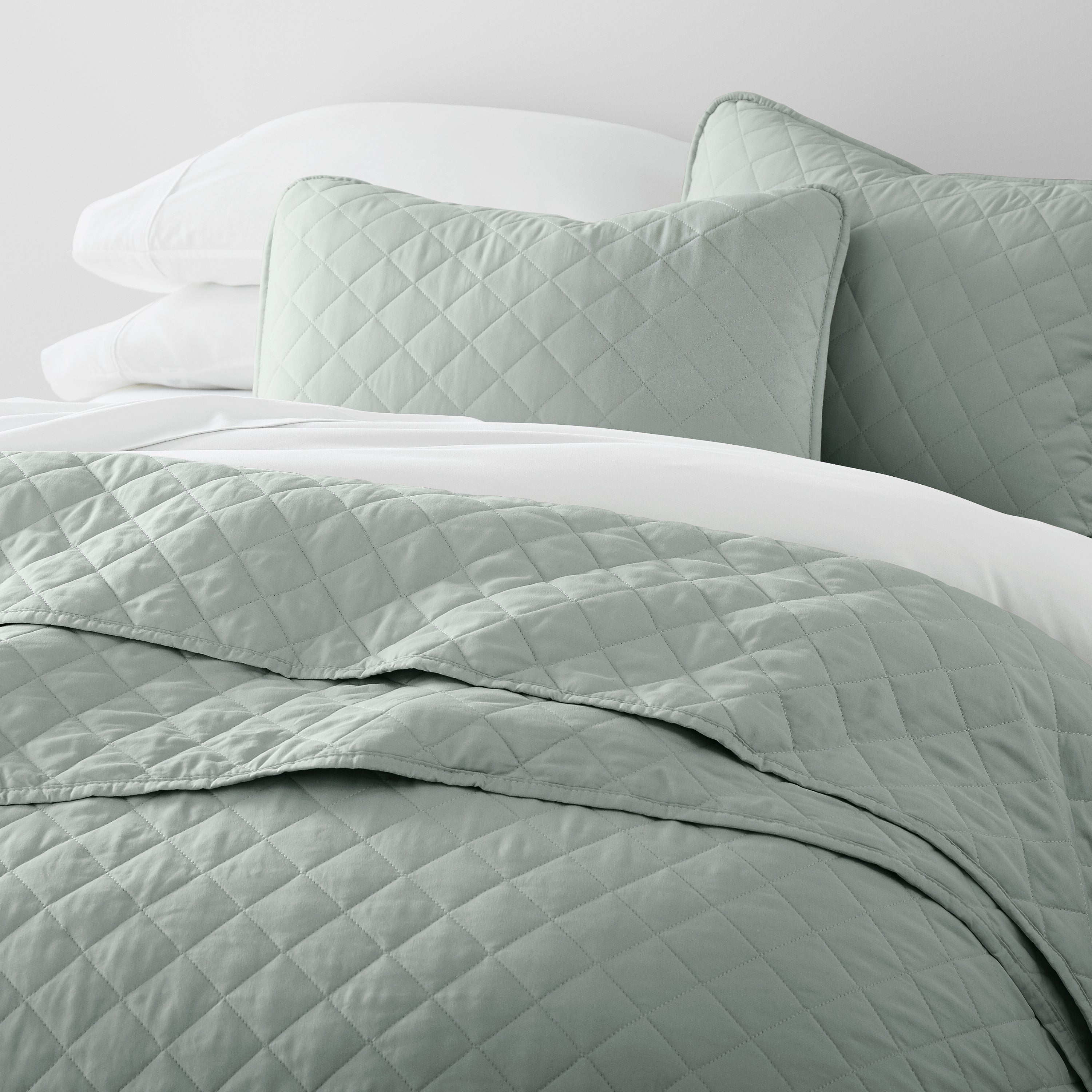 Lightweight Diamond Stitch Quilted Coverlet Set