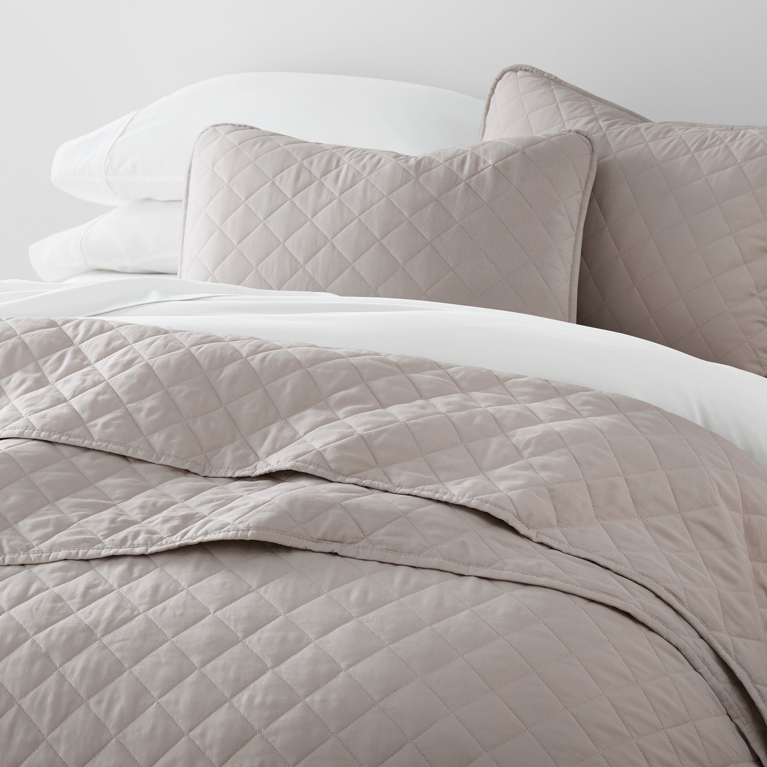 Lightweight Diamond Stitch Quilted Coverlet Set