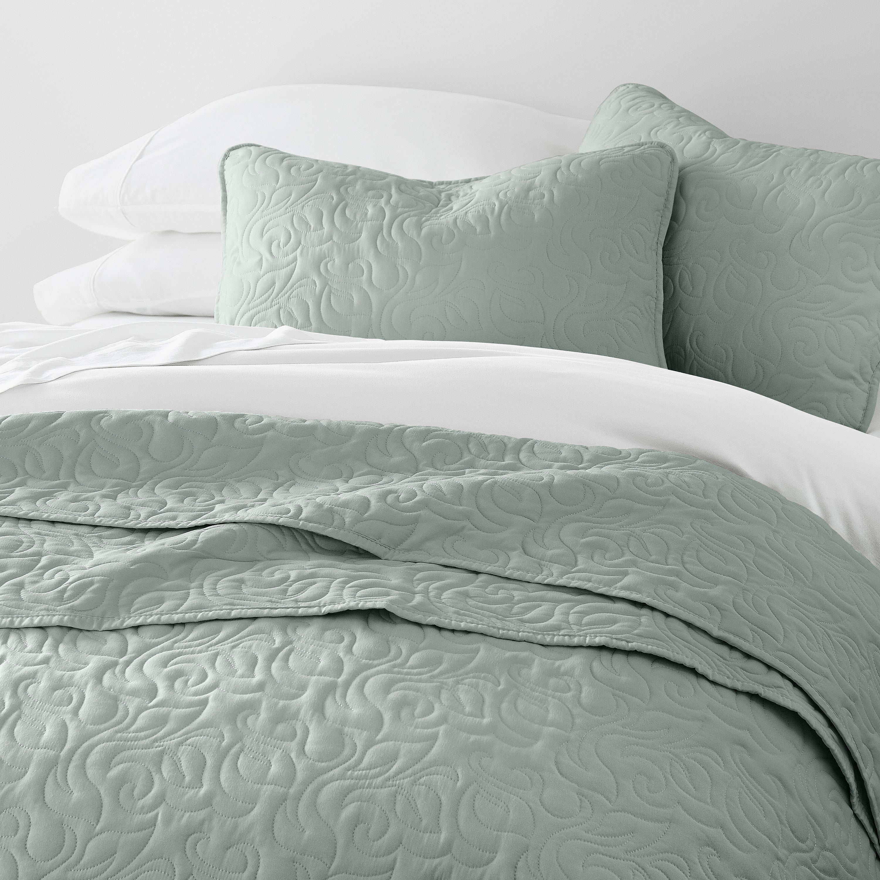 Lightweight Floral Stitch Quilted Coverlet Set