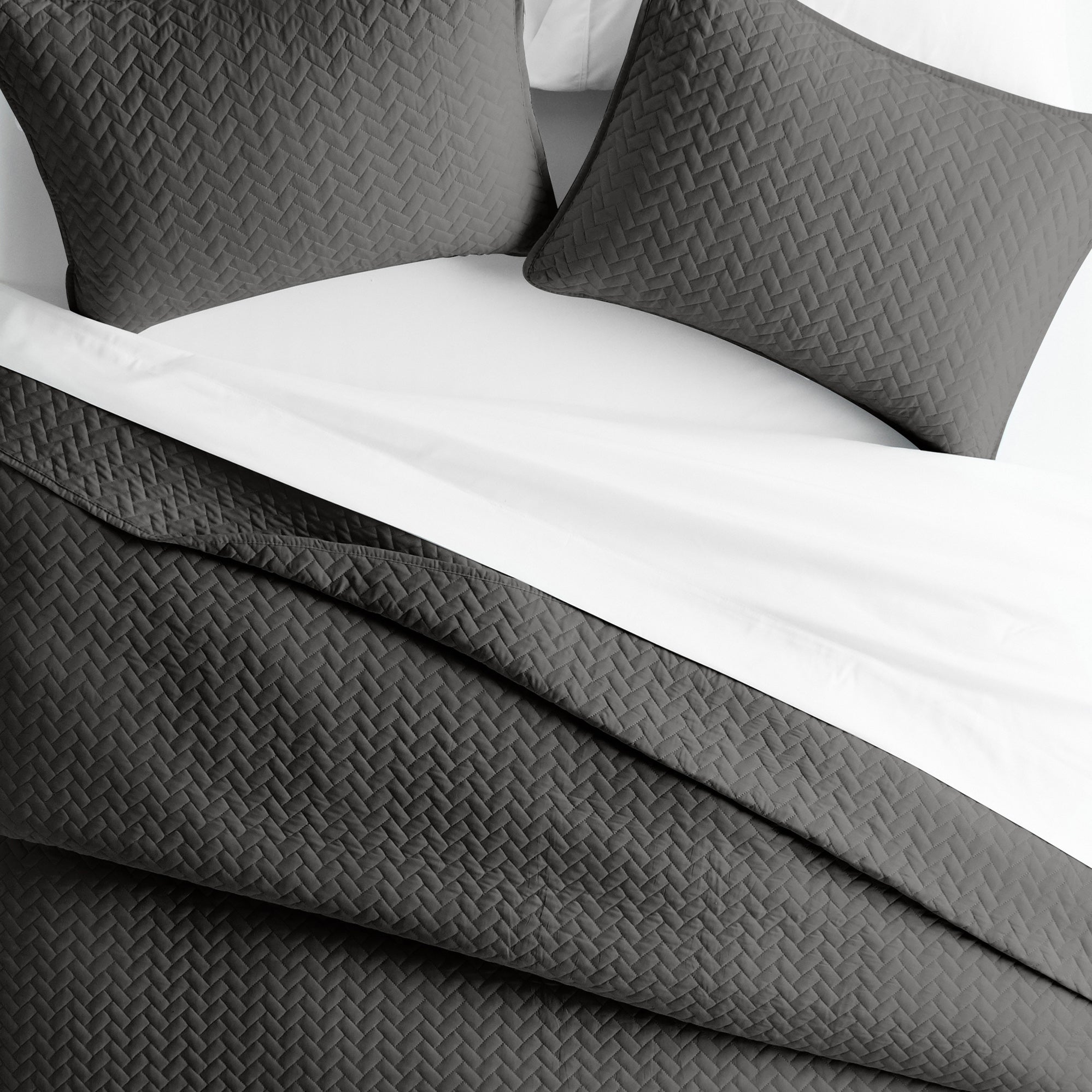 Lightweight Herringbone Stitch Quilted Coverlet Set