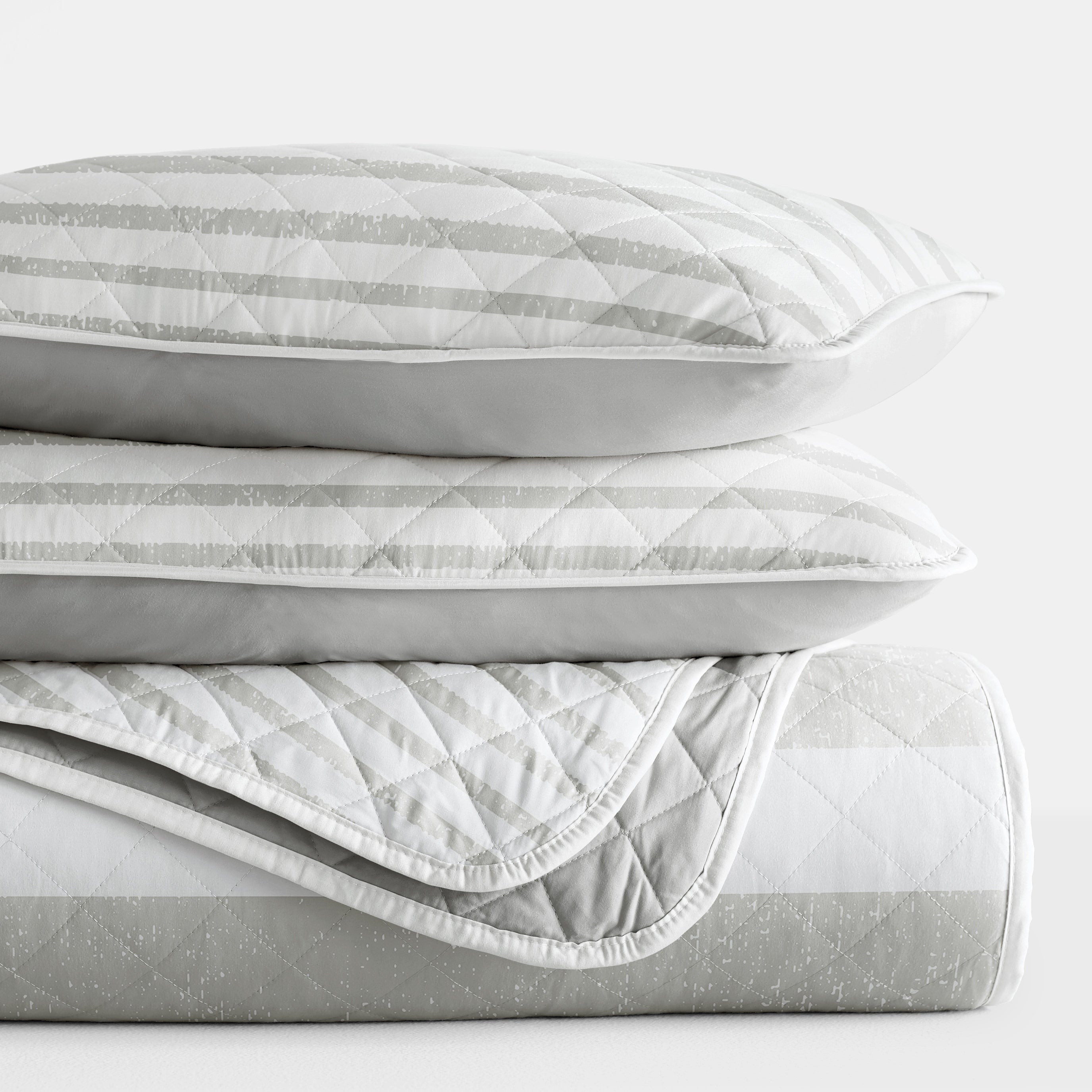 Summer Stripes Patterned Reversible Quilted Coverlet Set