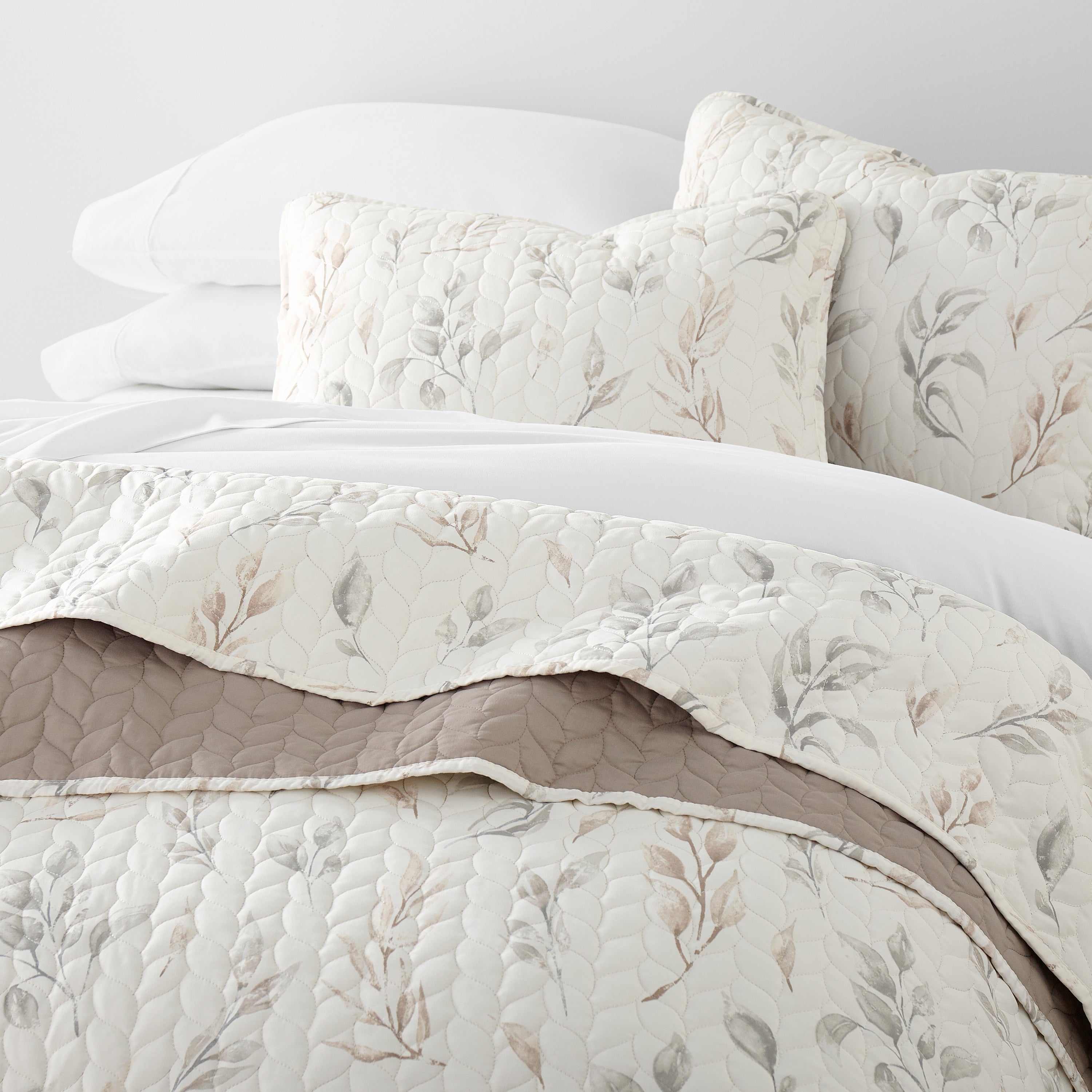Watercolor Leaves Patterned Reversible Quilted Coverlet Set