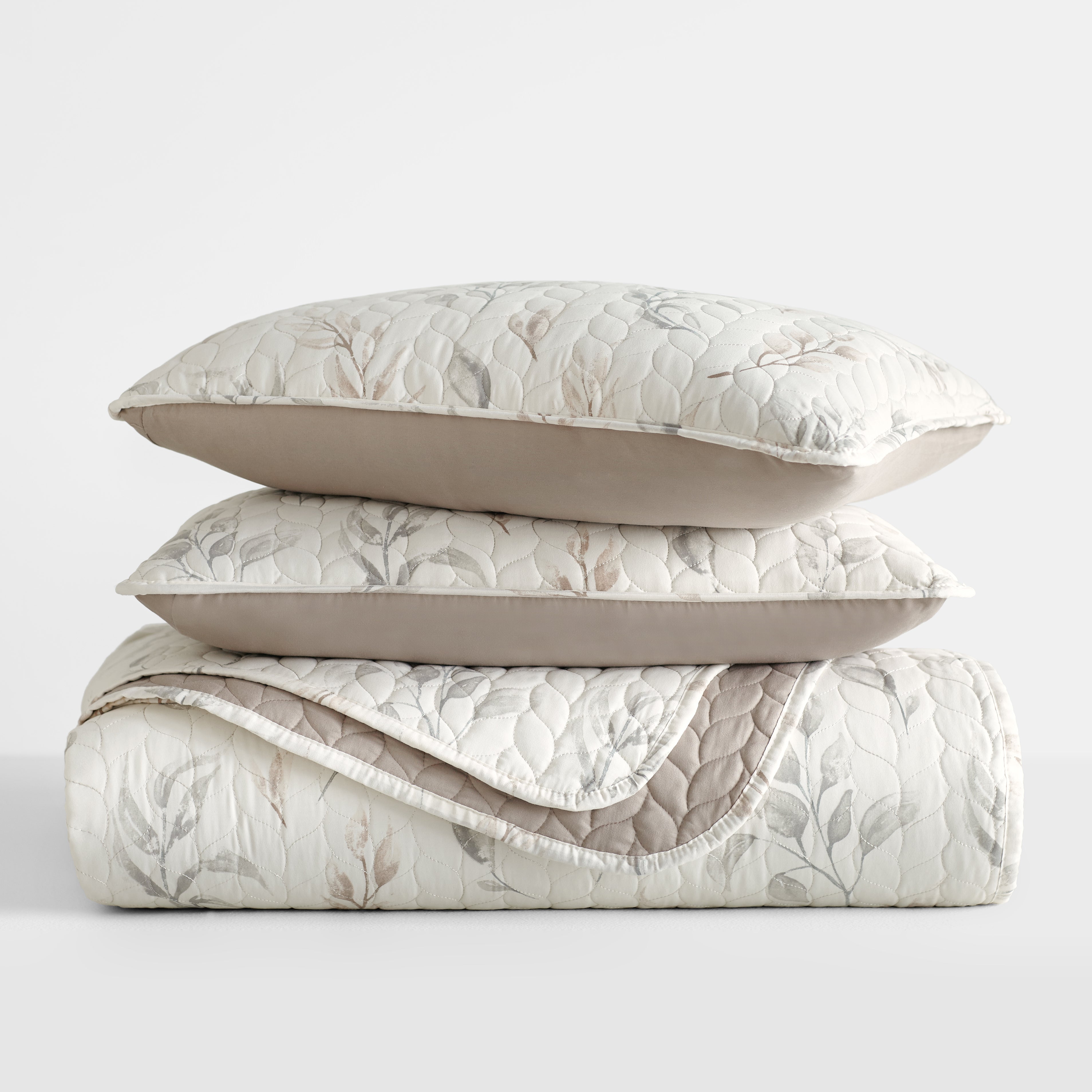 Watercolor Leaves Patterned Reversible Quilted Coverlet Set