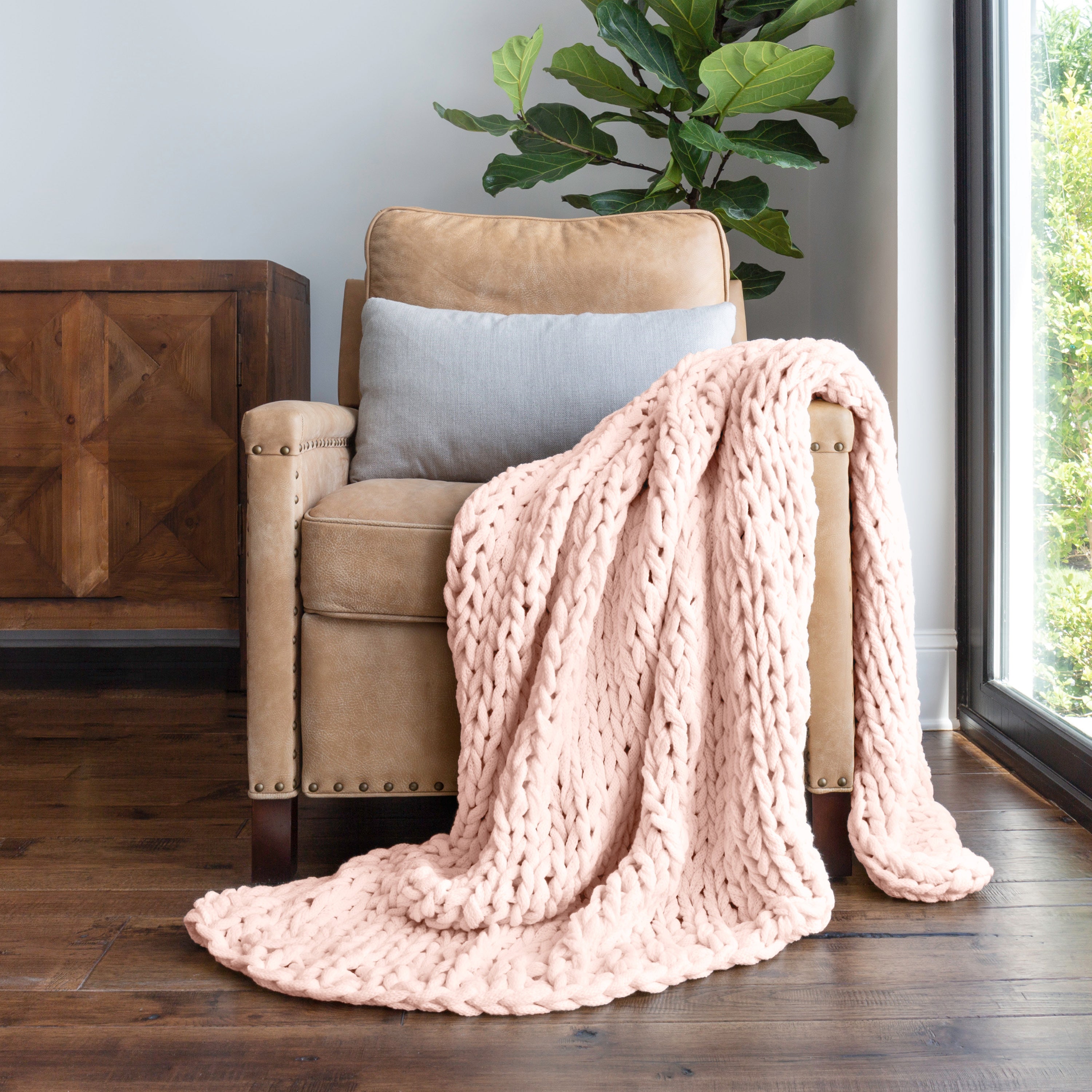Chunky Hand-Knit Oversized Throw Blanket