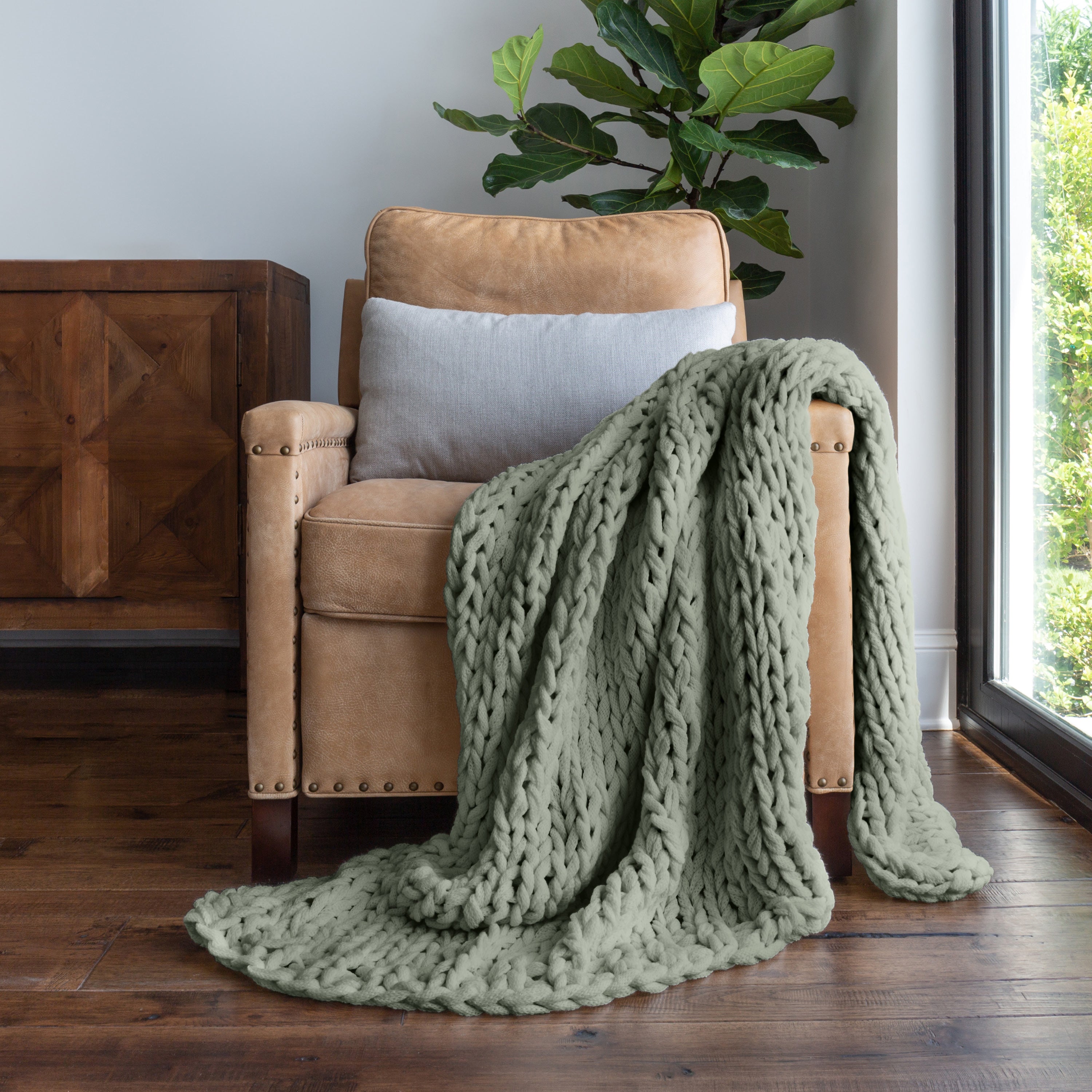 Chunky Hand-Knit Oversized Throw Blanket