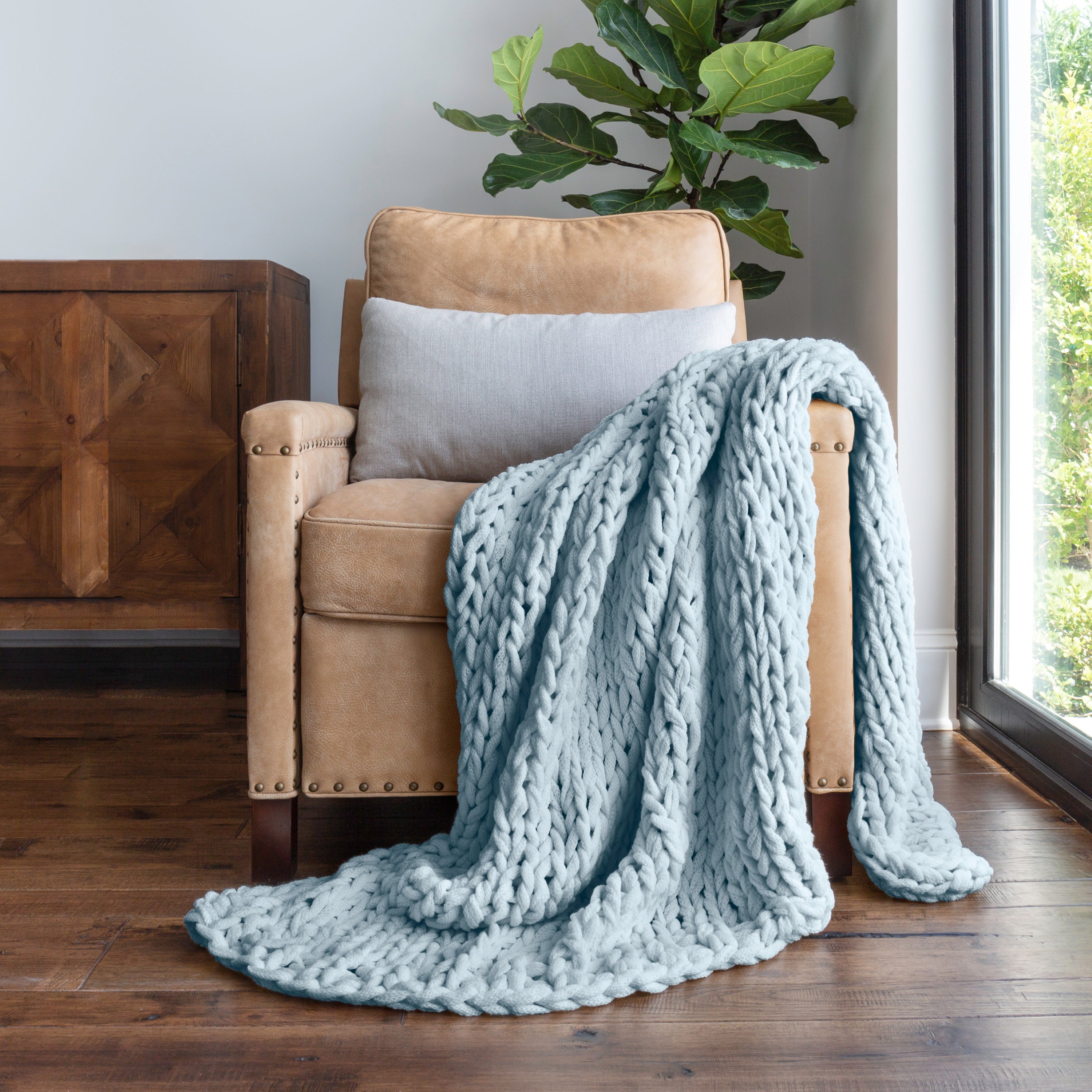 Chunky Hand-Knit Oversized Throw Blanket