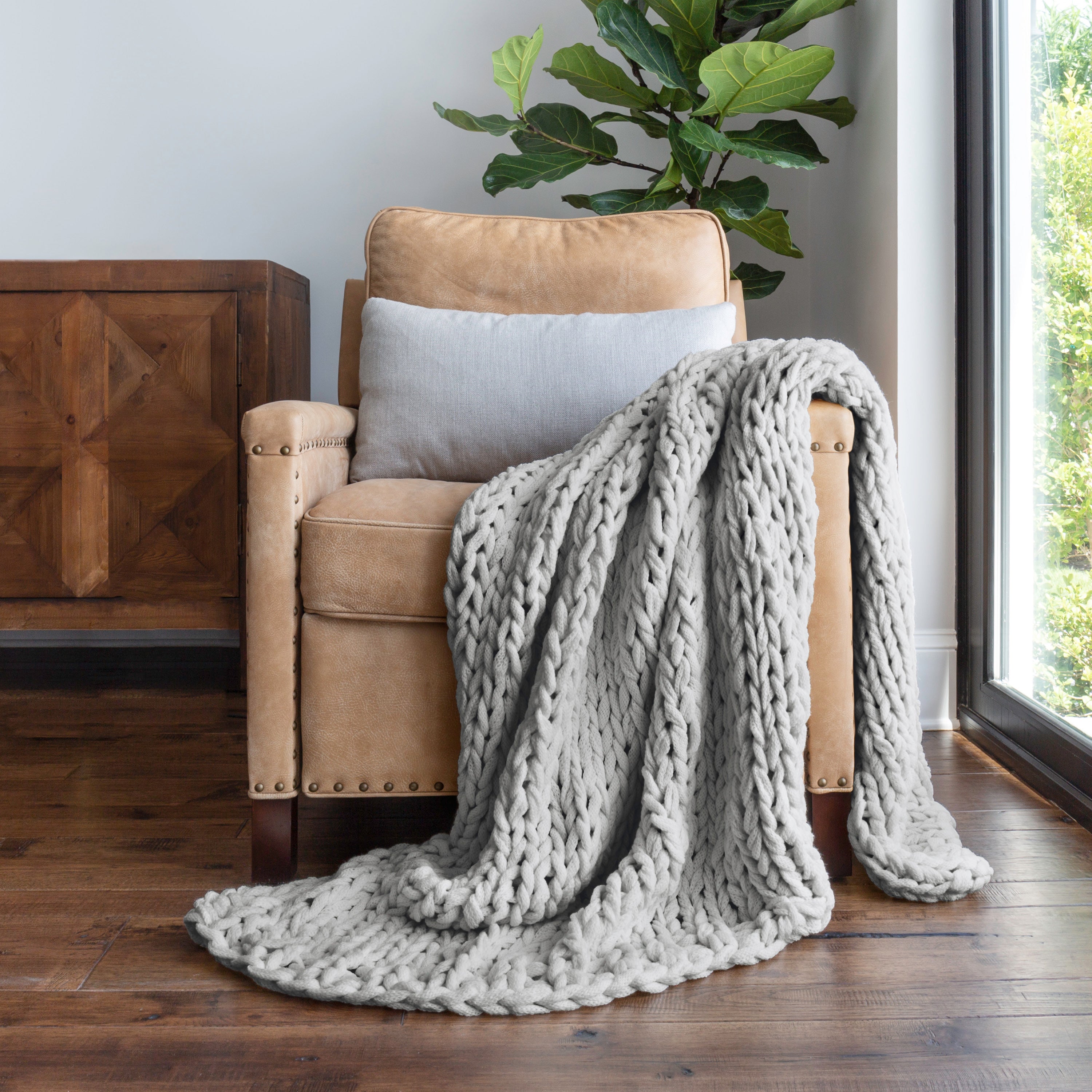 Chunky Hand-Knit Oversized Throw Blanket