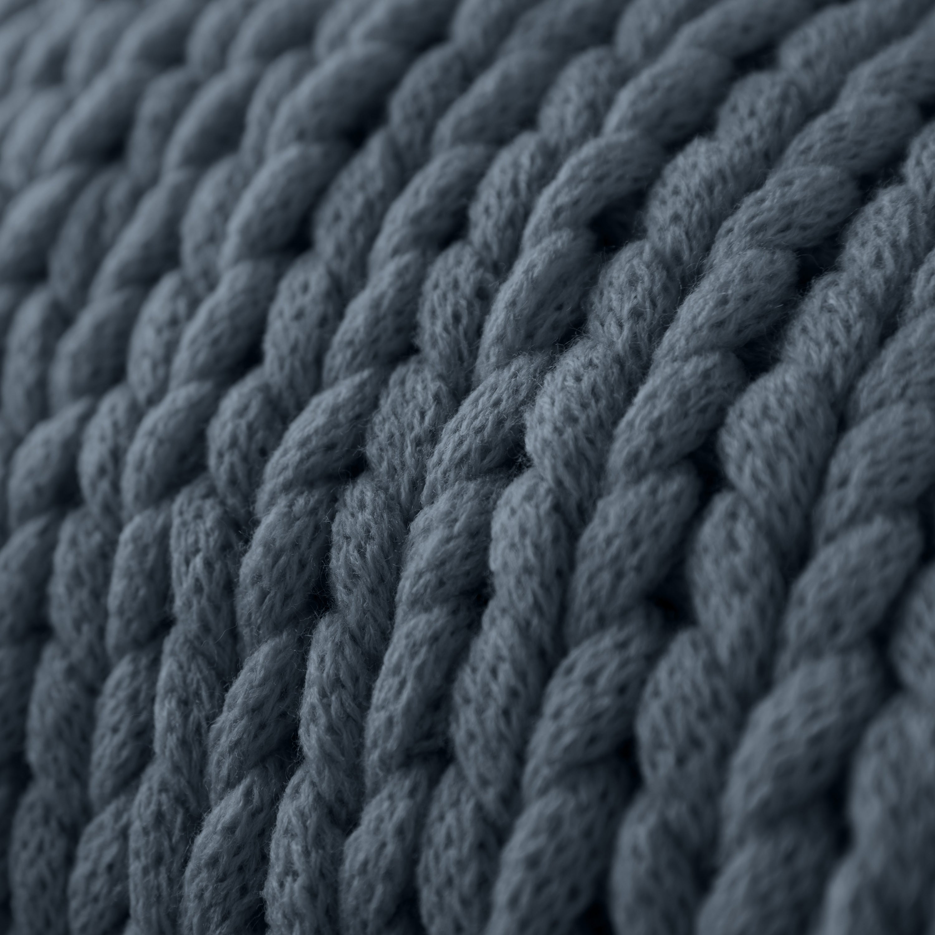 Chunky Hand-Knit Oversized Throw Blanket