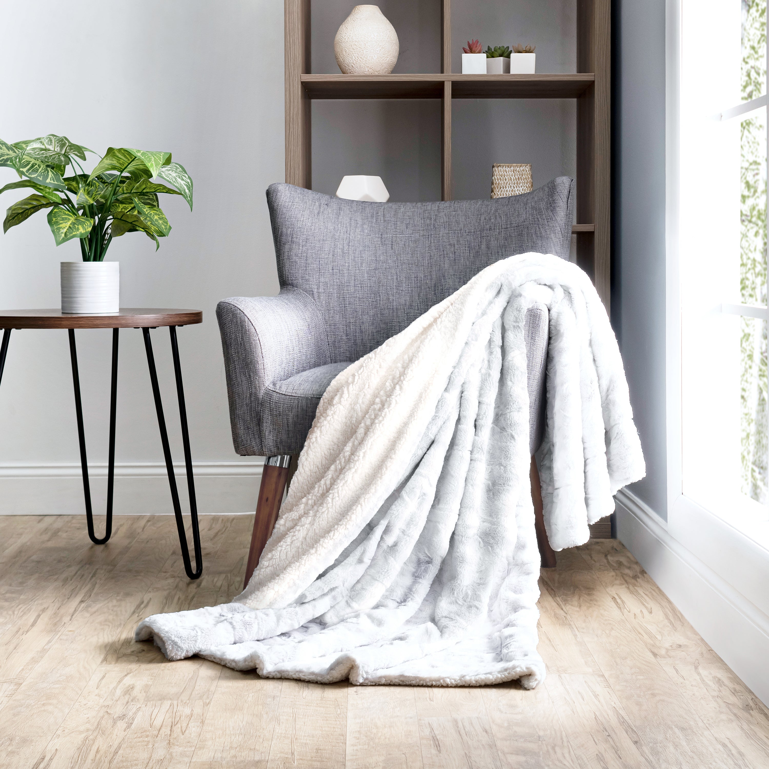 Faux Fur Light Gray Tie Dye Throw Blanket