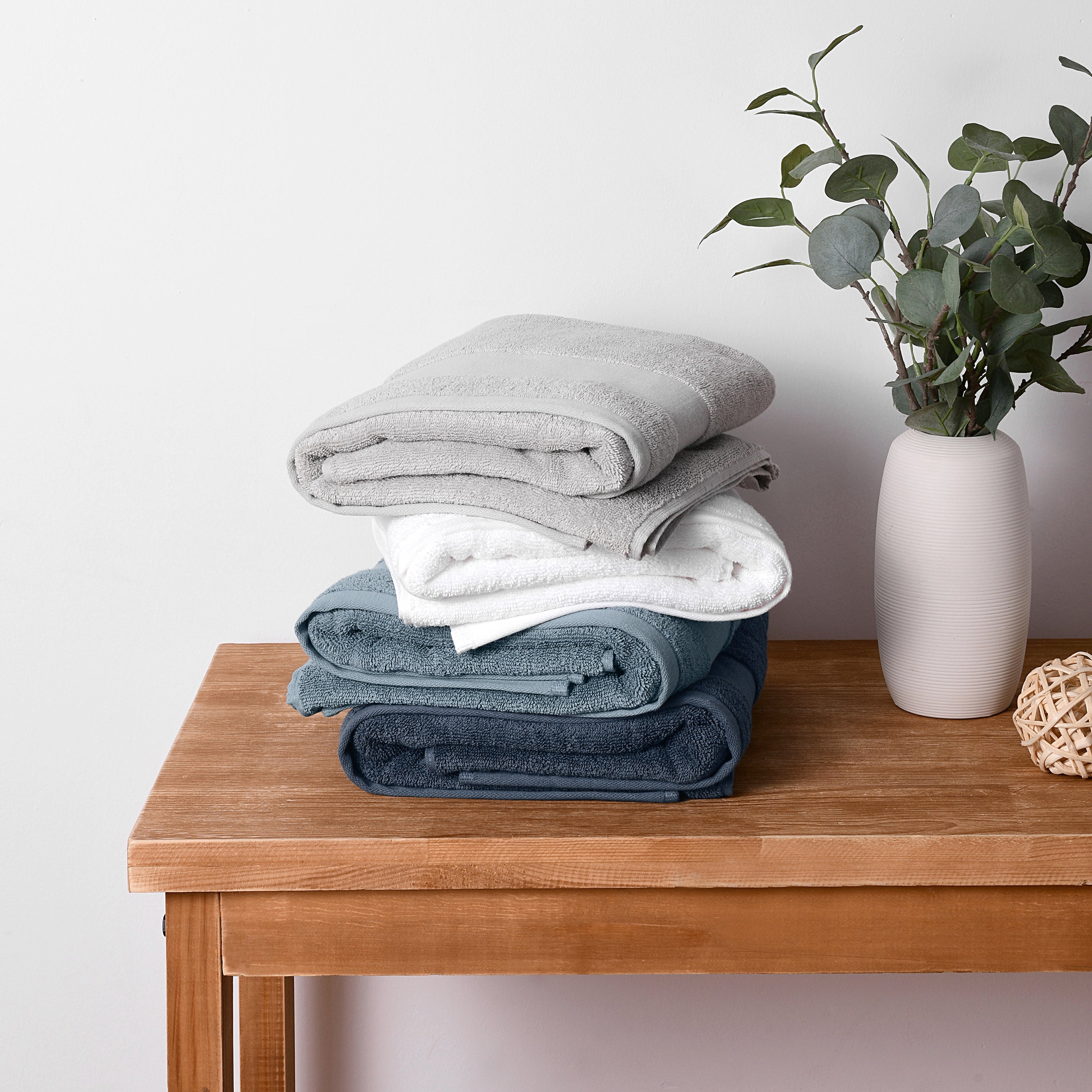 4-Piece Hotel-Quality 100% Bath Towel Set