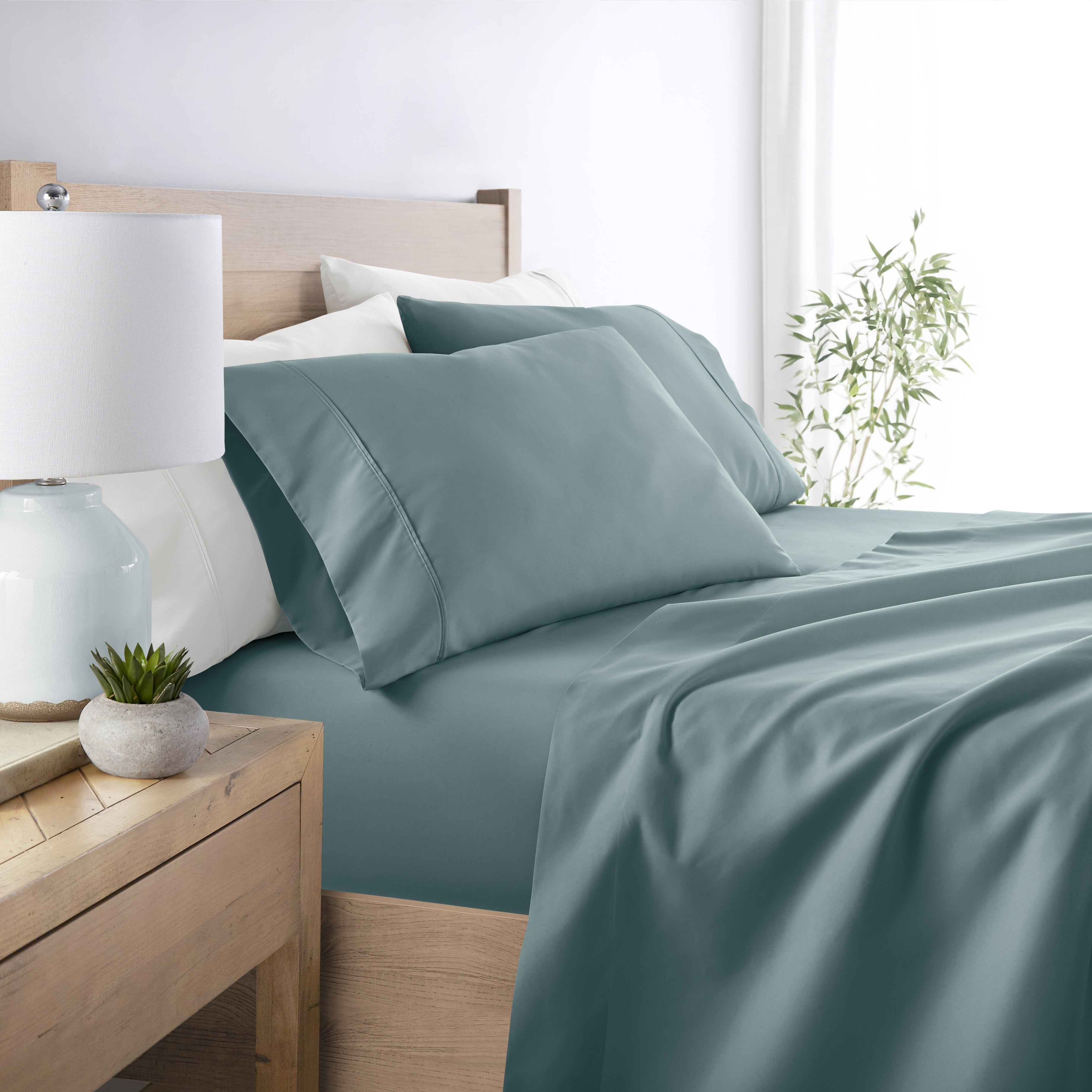 4-Piece Double Brushed Solid Sheet Set
