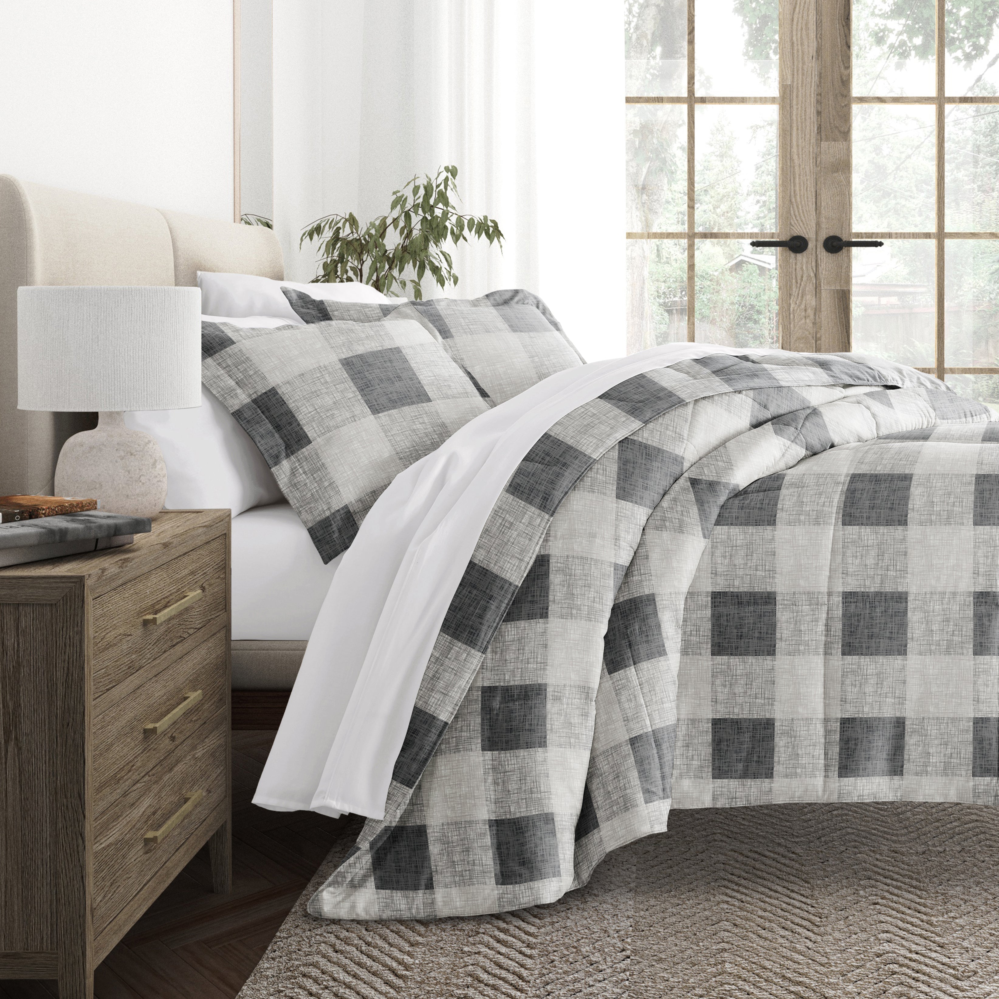Gingham Patterned Down-Alternative Comforter Set