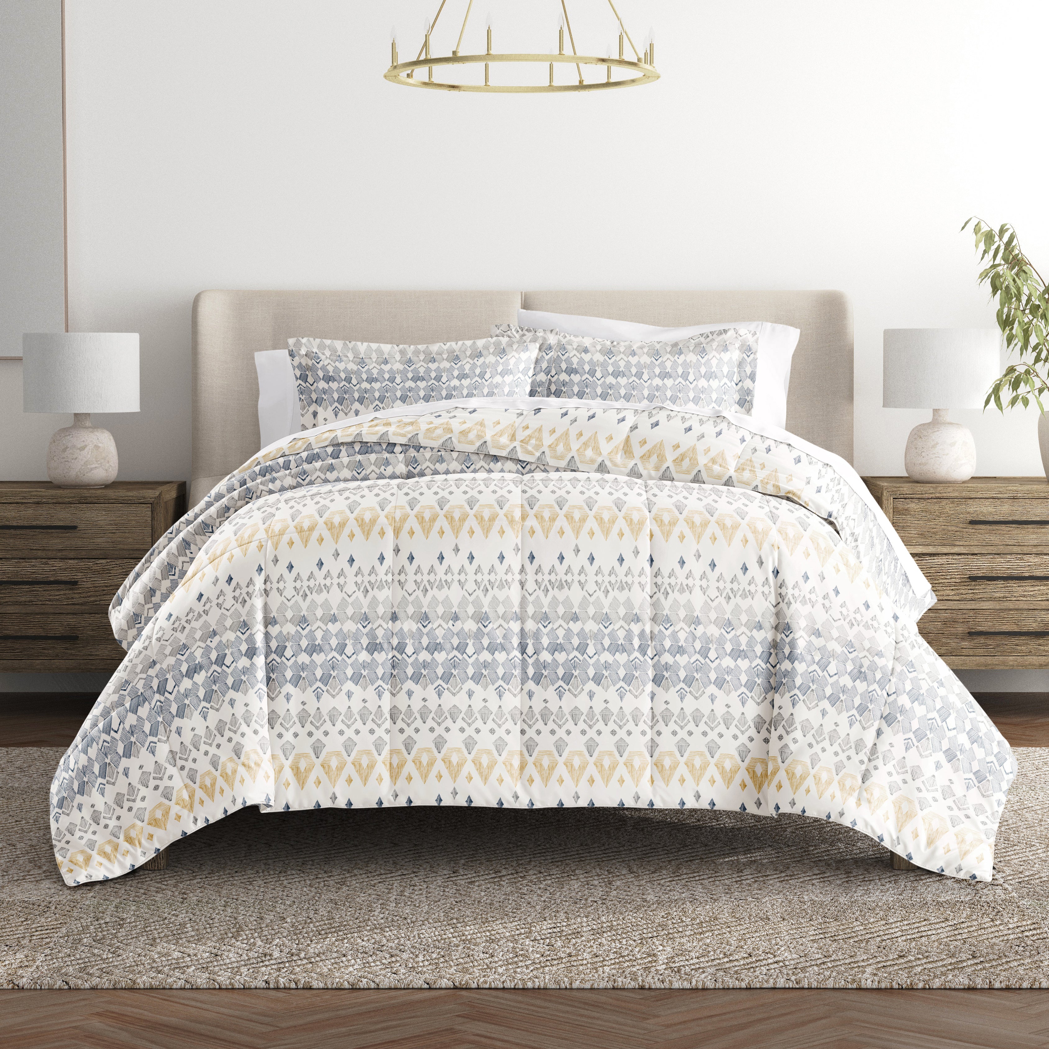 Mayan Stamp Patterned Down-Alternative Comforter Set