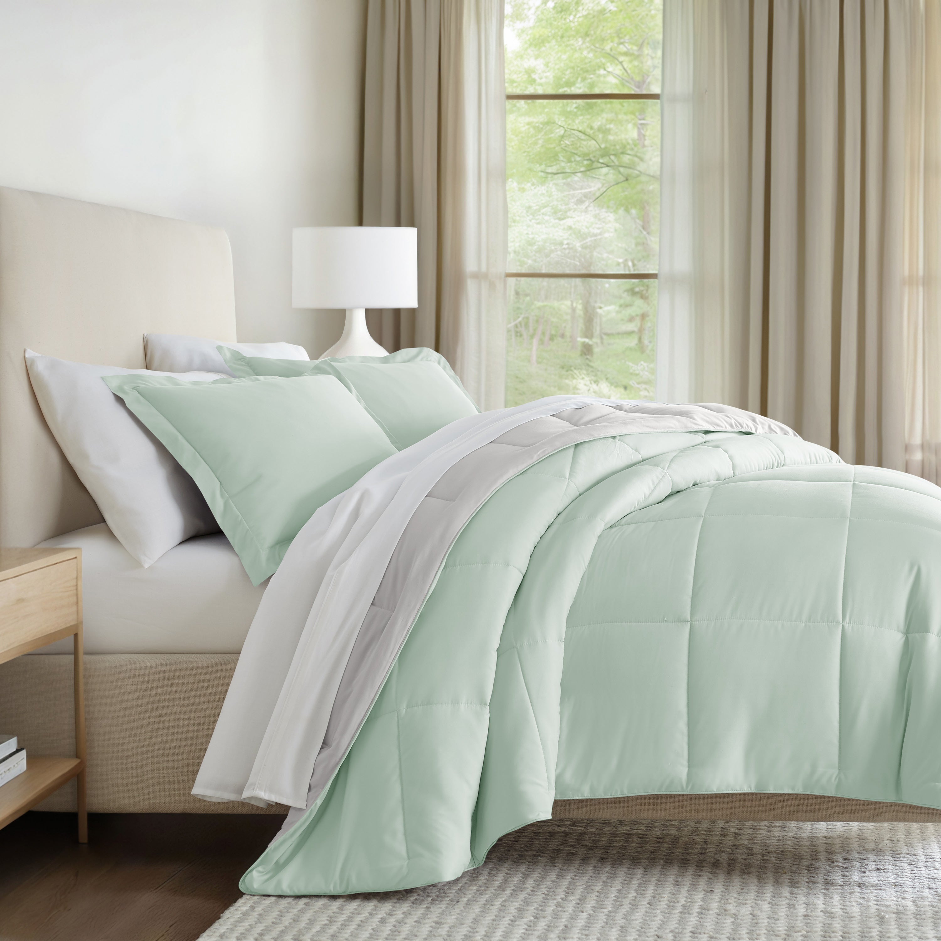 Lightweight All Season Reversible Down-Alternative Comforter Set
