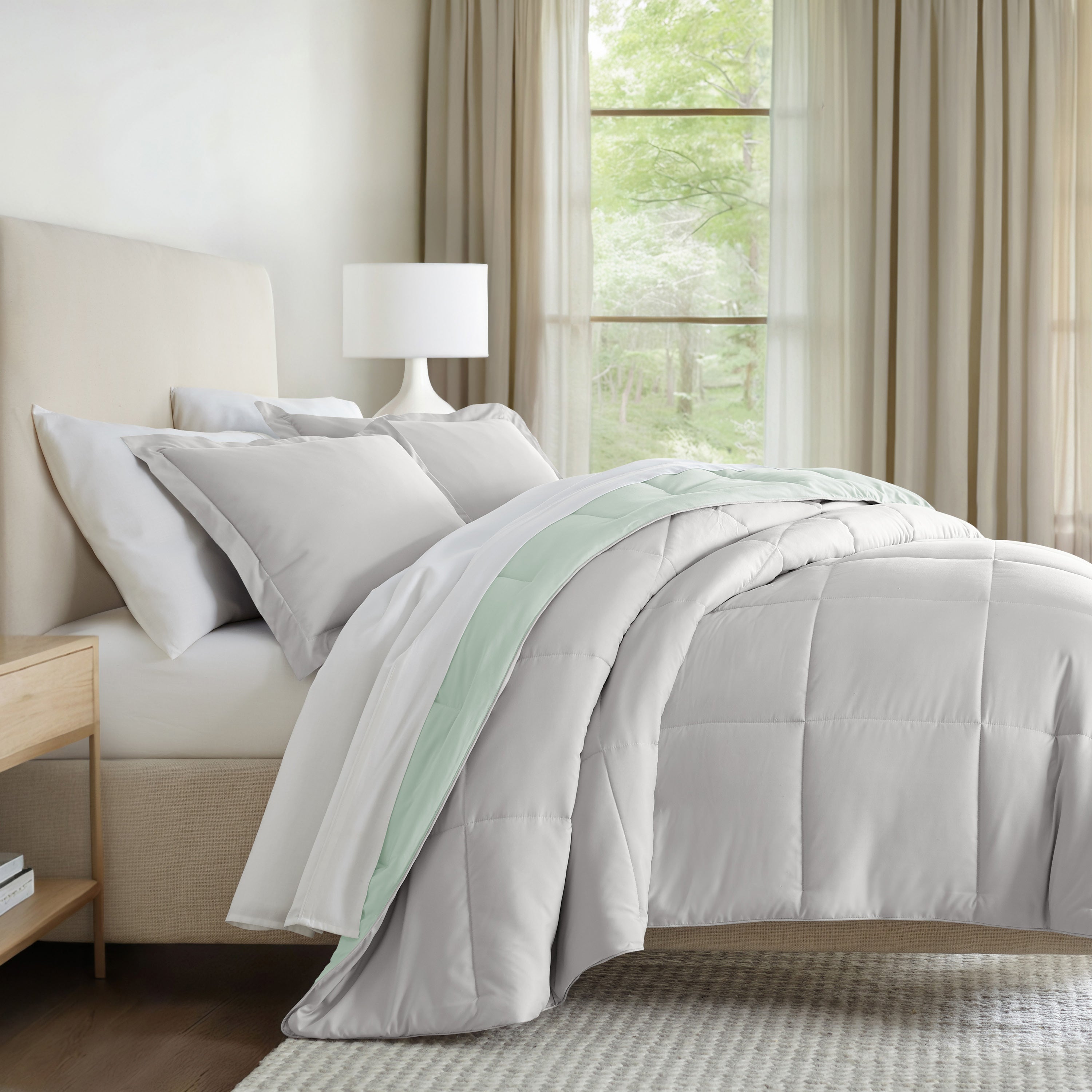 Lightweight All Season Reversible Down-Alternative Comforter Set