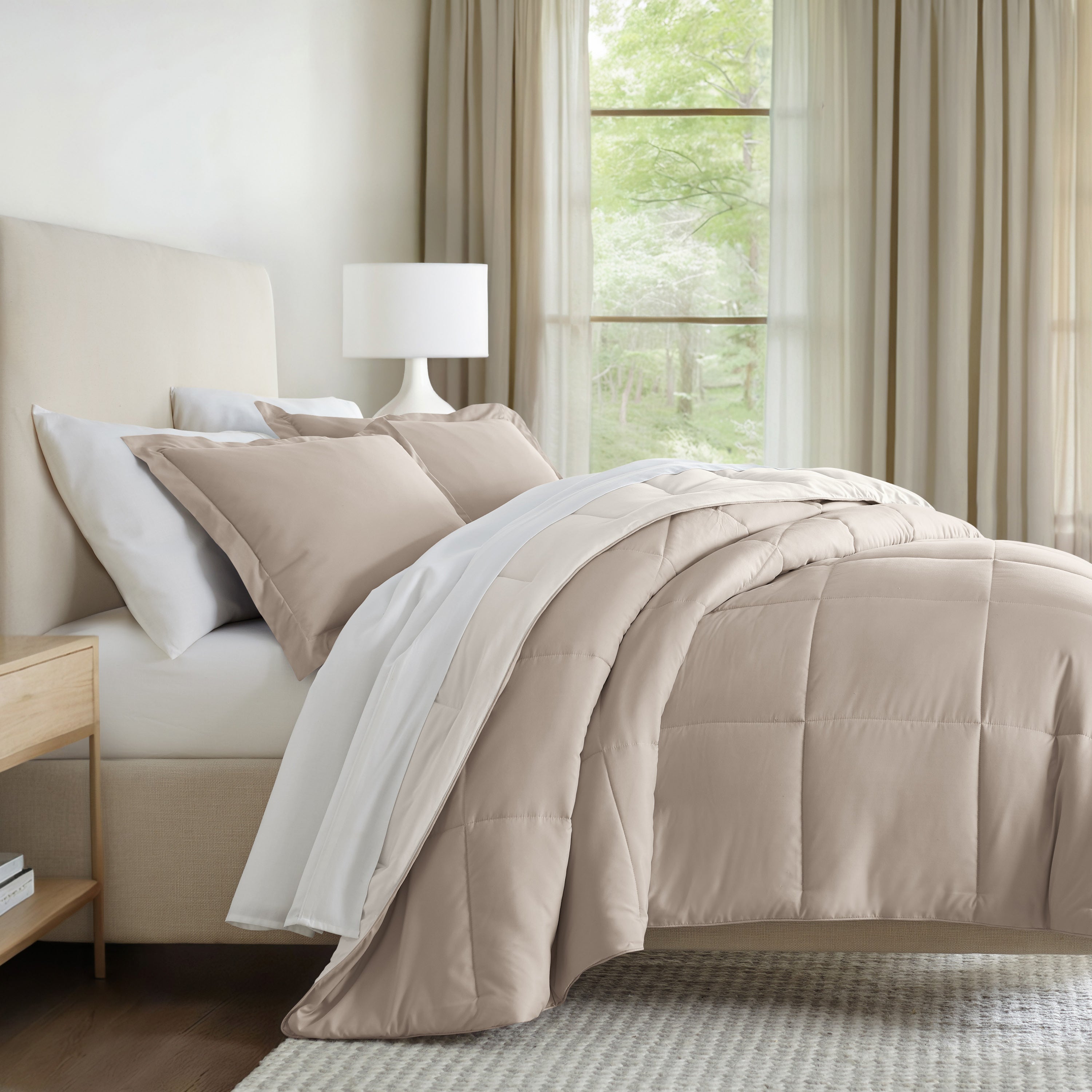 Lightweight All Season Reversible Down-Alternative Comforter Set