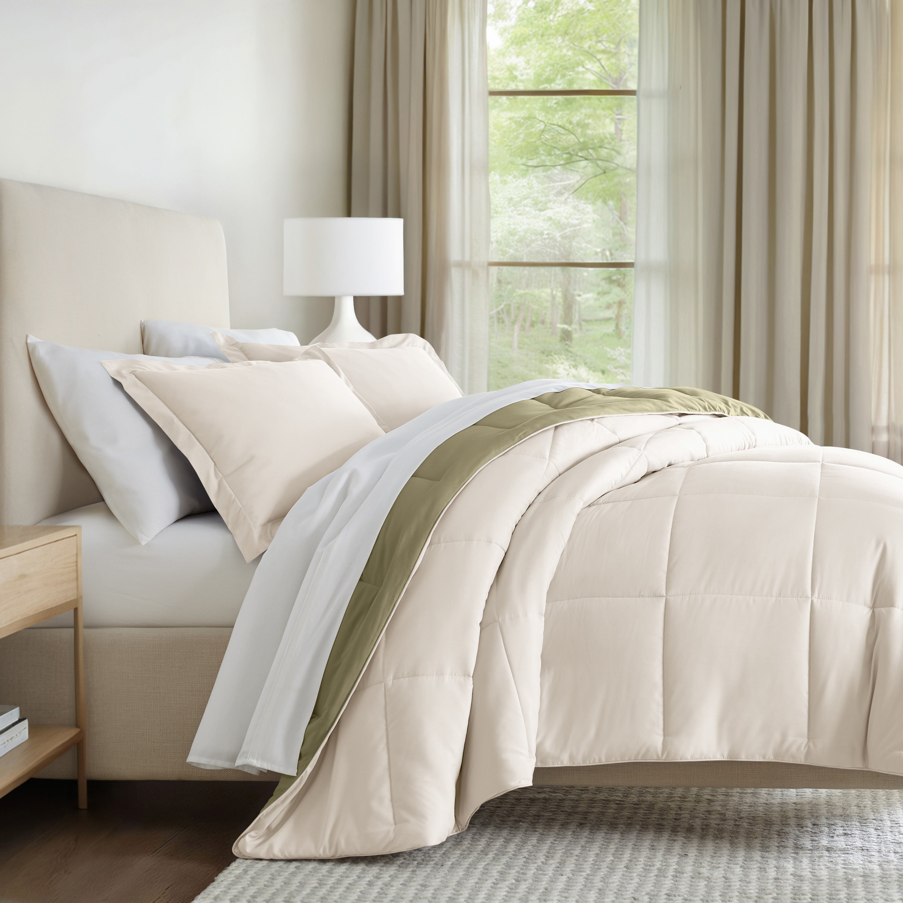 Lightweight All Season Reversible Down-Alternative Comforter Set