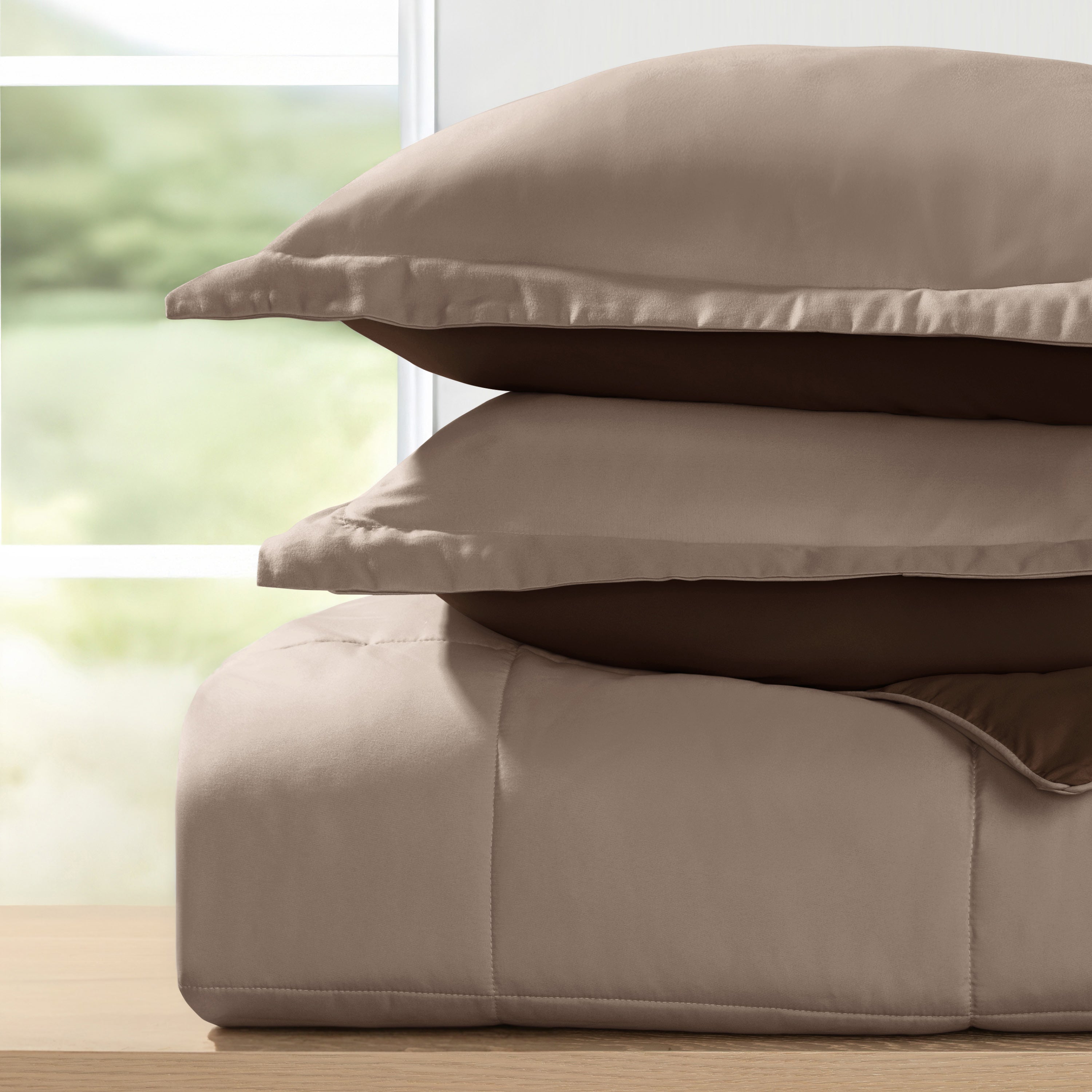 Lightweight All Season Reversible Down-Alternative Comforter Set