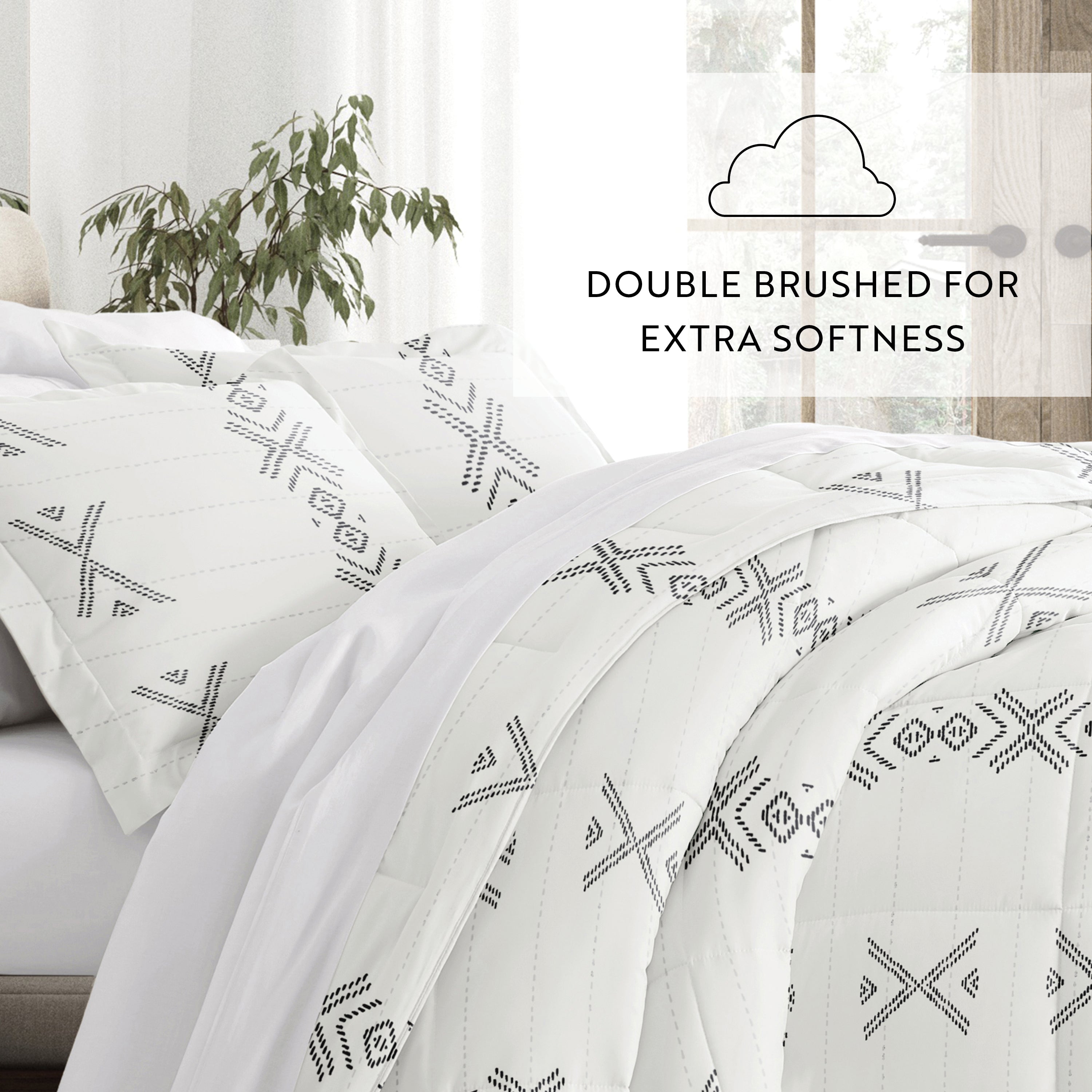 Urban Stitch Patterned Down-Alternative Comforter Set