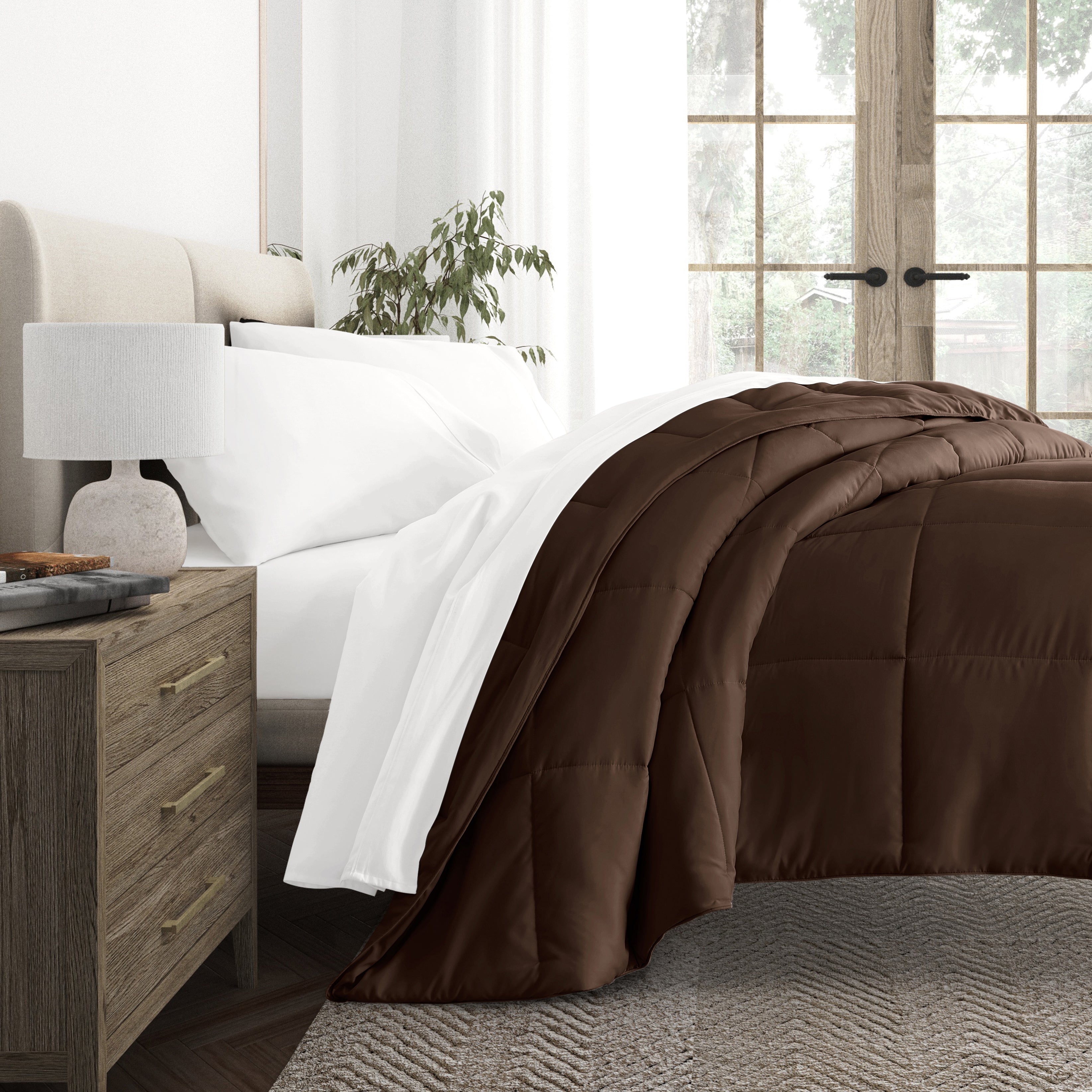 Lightweight All Season Down-Alternative Comforter