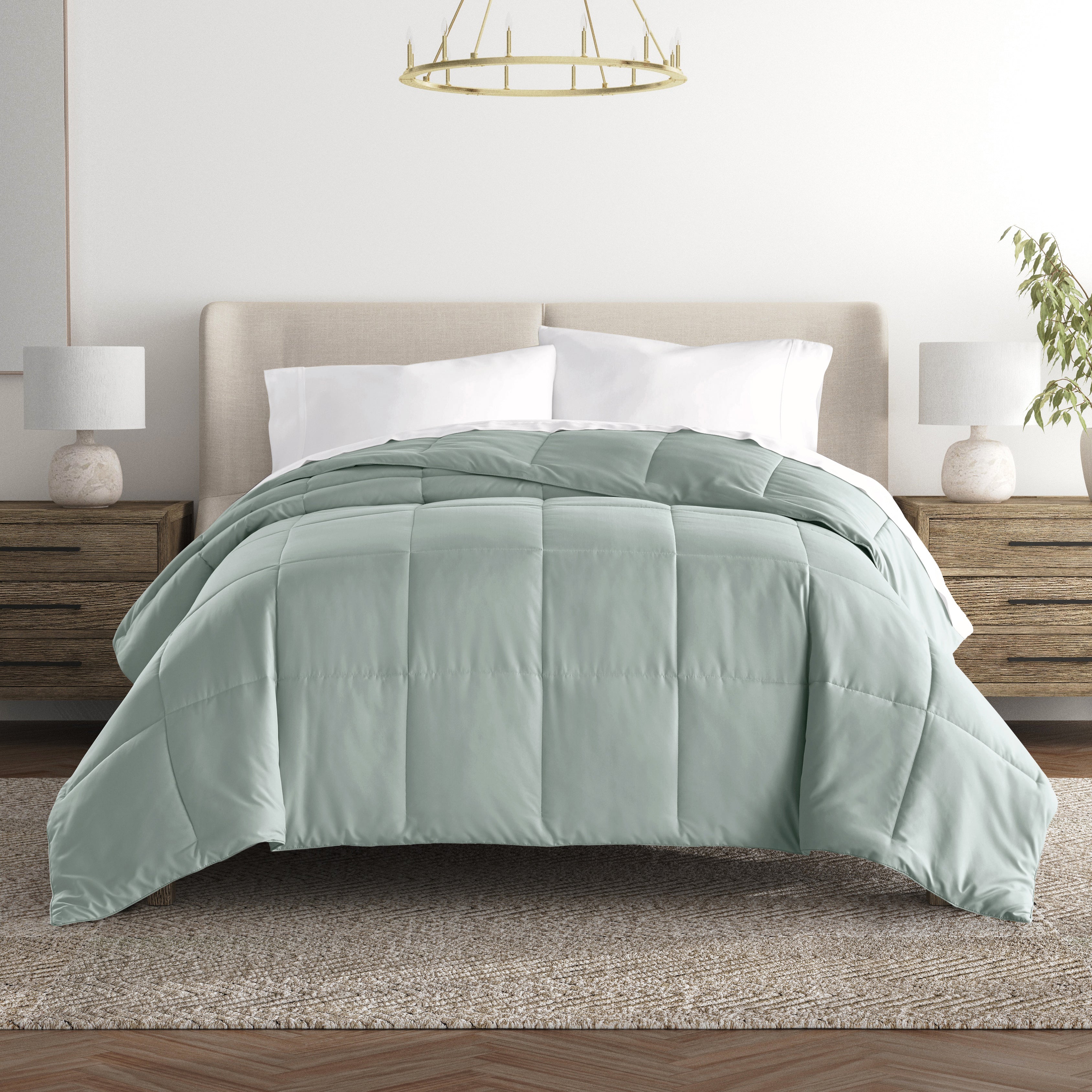 Lightweight All Season Down-Alternative Comforter