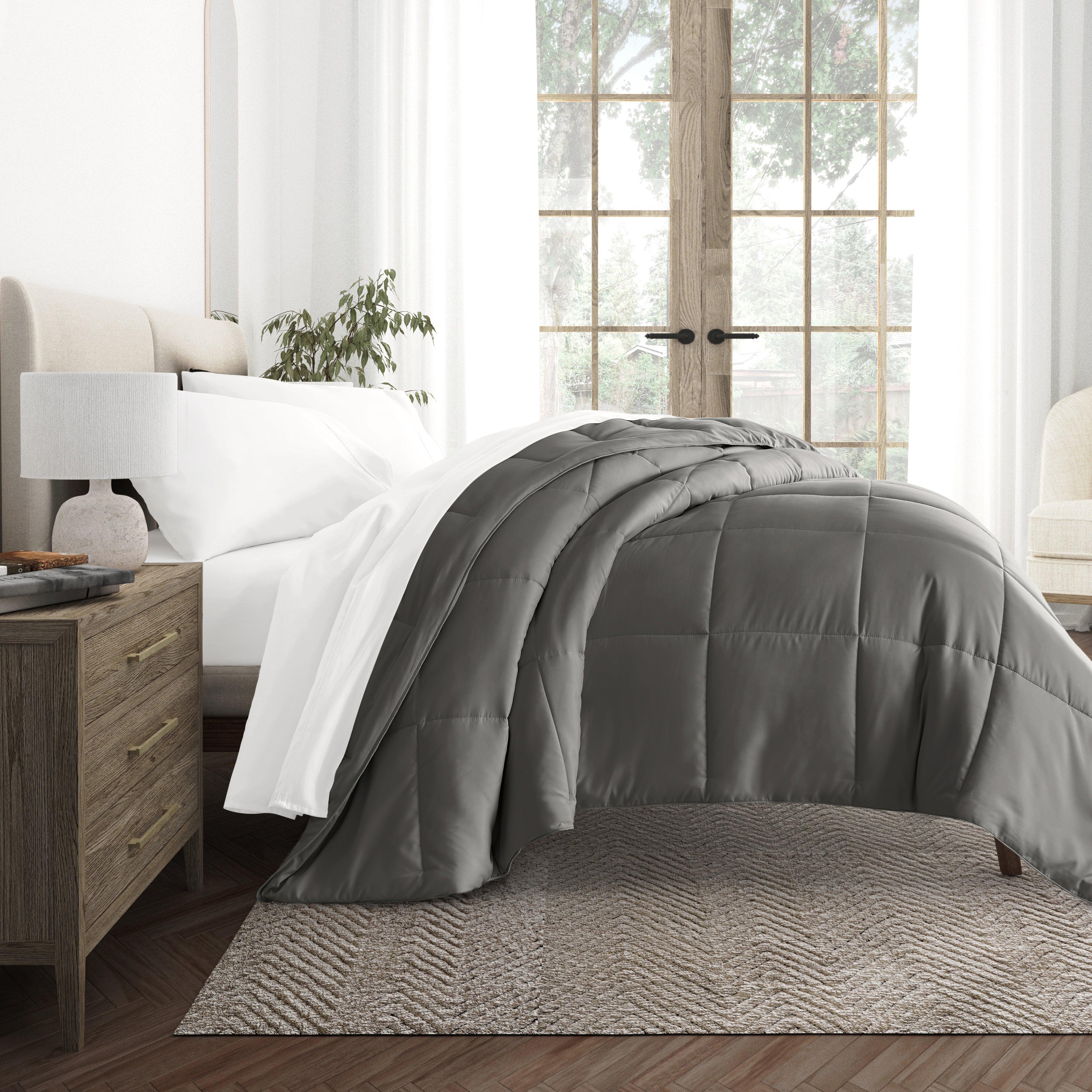 Lightweight All Season Down-Alternative Comforter