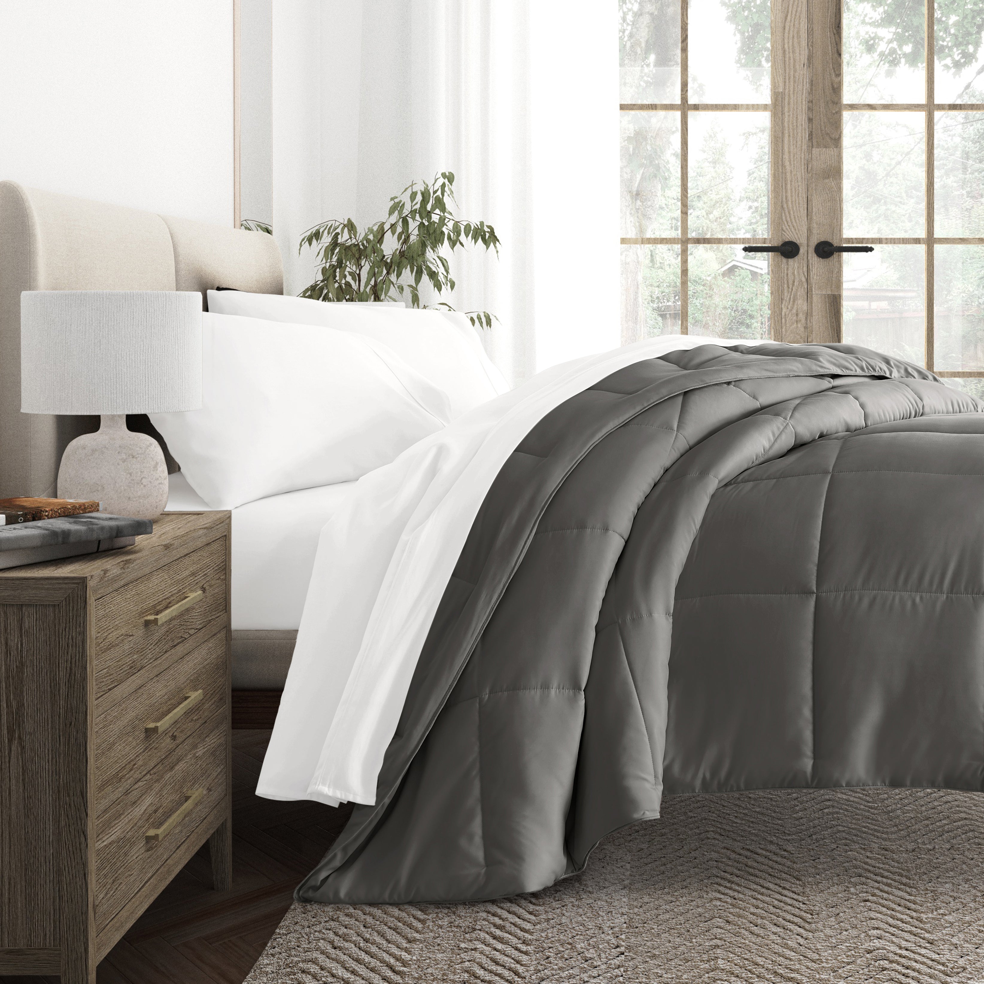 Lightweight All Season Down-Alternative Comforter