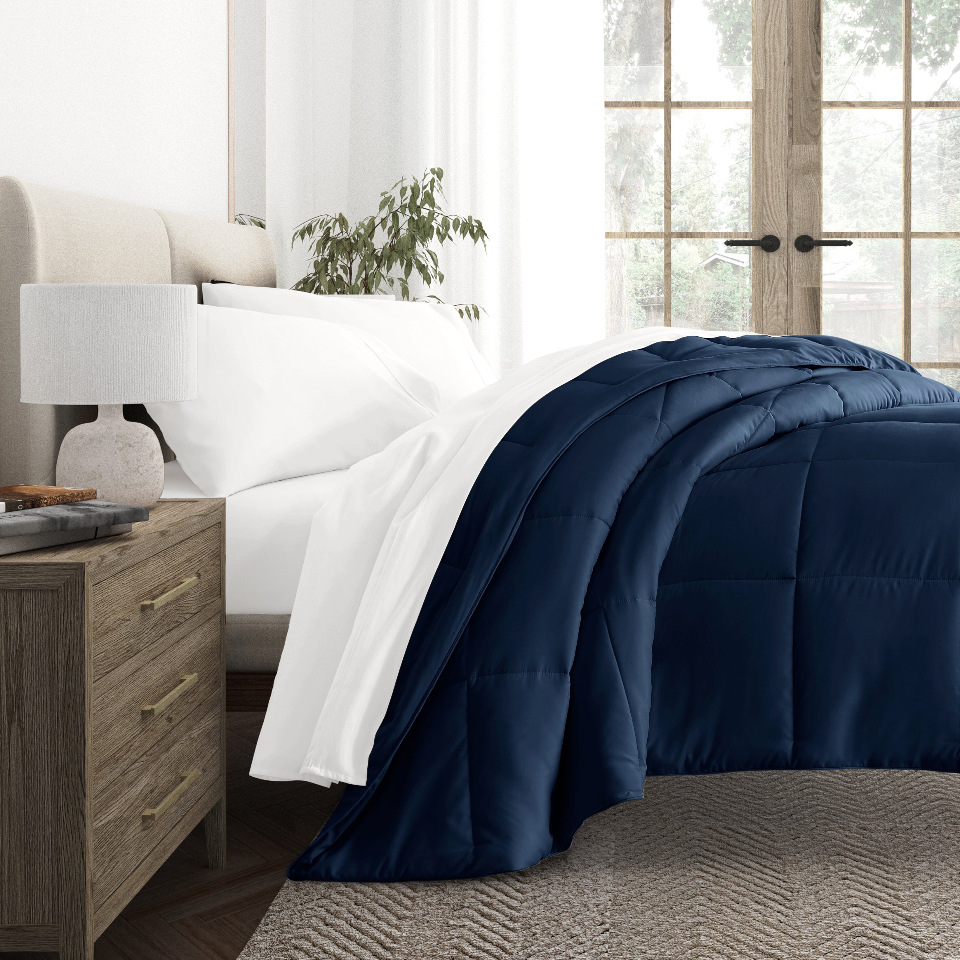 Lightweight All Season Down-Alternative Comforter