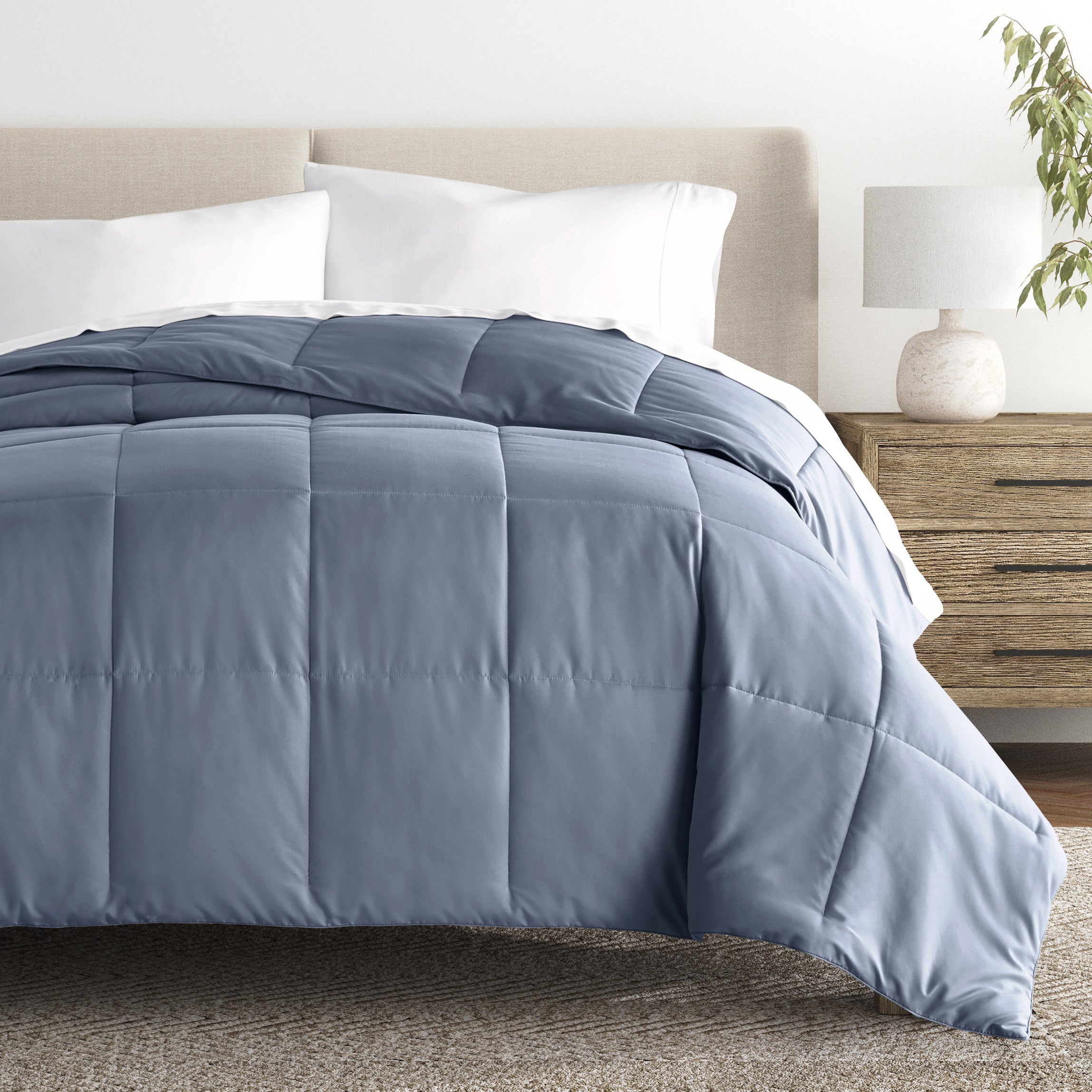 Lightweight All Season Down-Alternative Comforter
