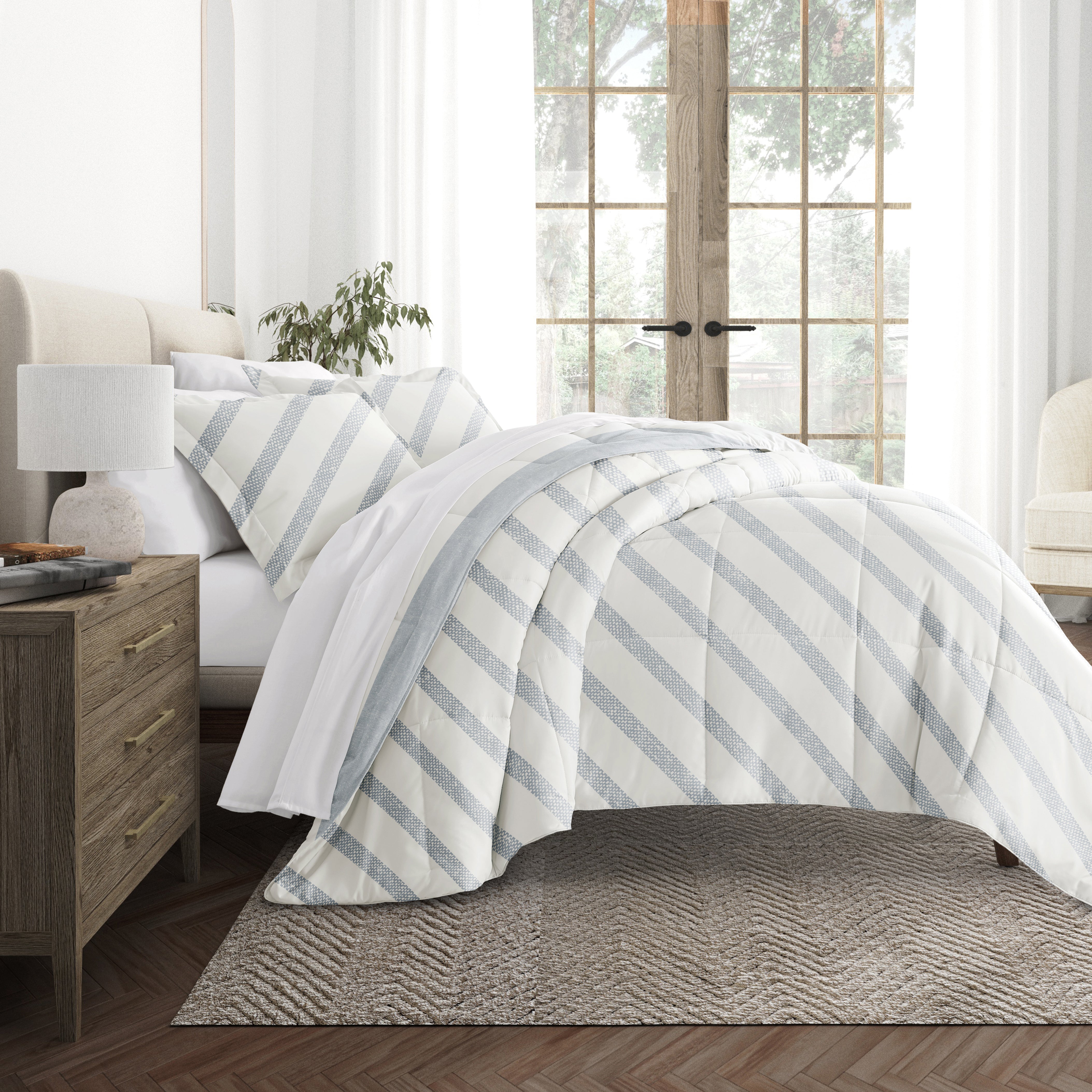 Distressed Stripe Patterned Down-Alternative Comforter Set