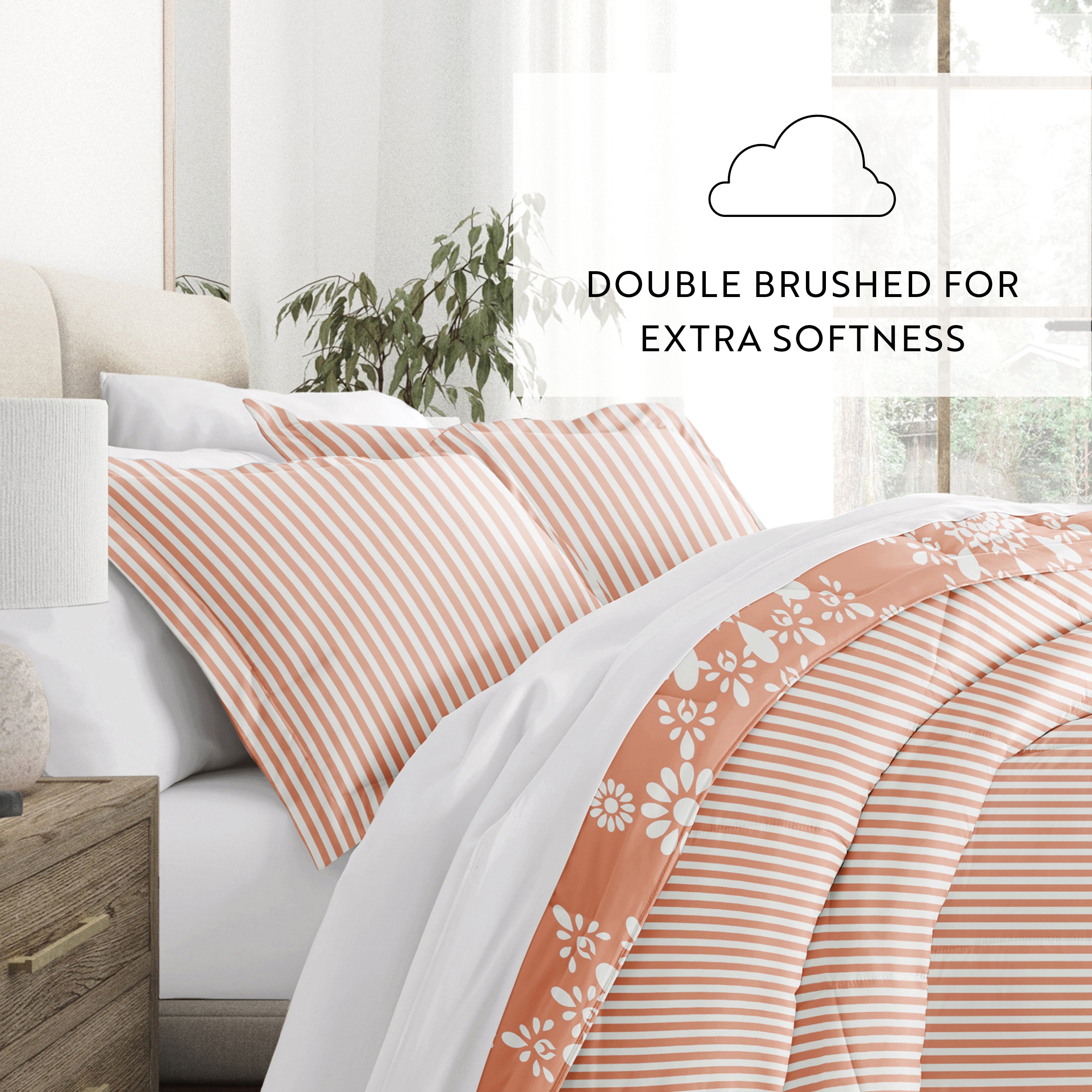 Daisy Medallion Reversible Patterned Down-Alternative Comforter Set