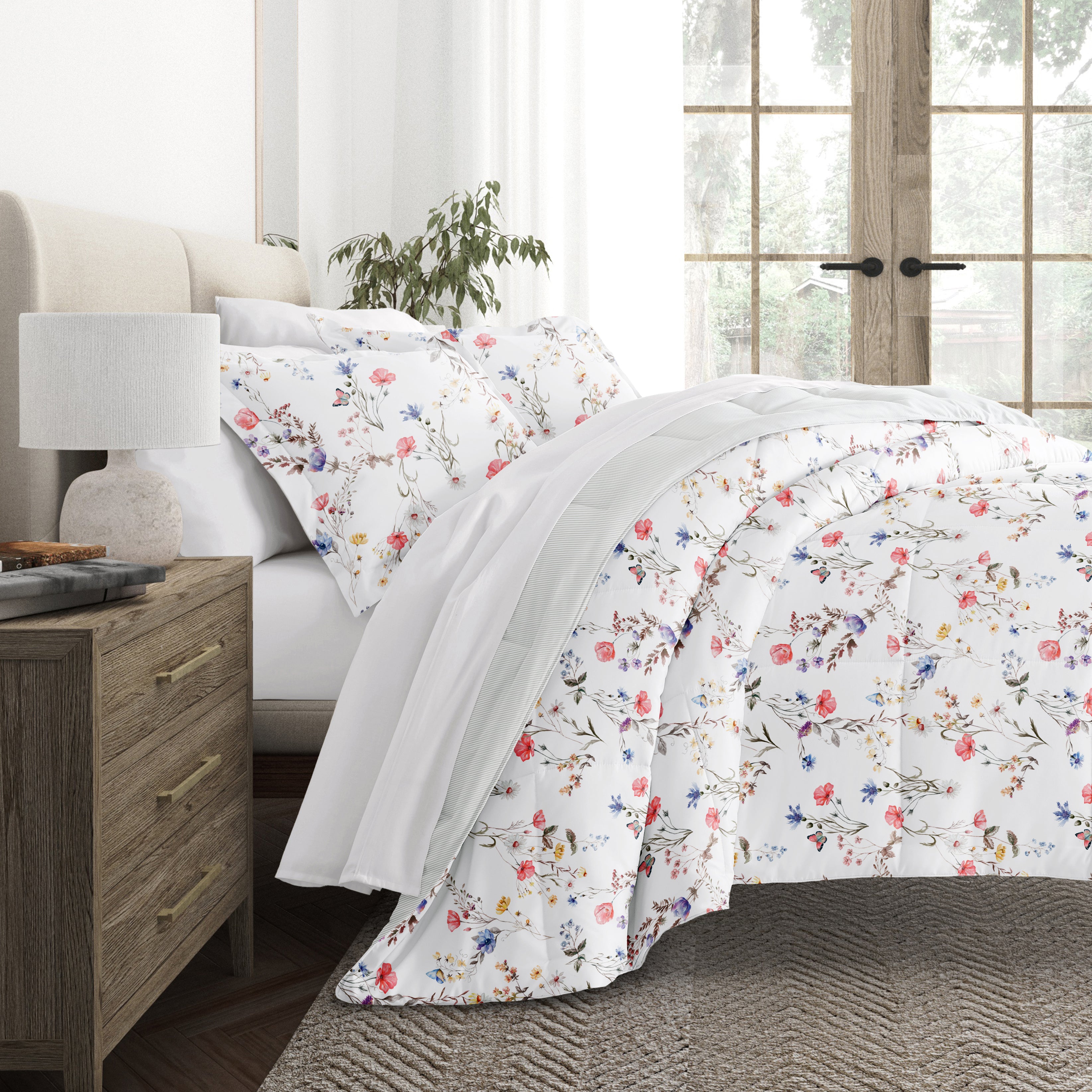 Meadow Floral Stripe Reversible Patterned Down-Alternative Comforter Set